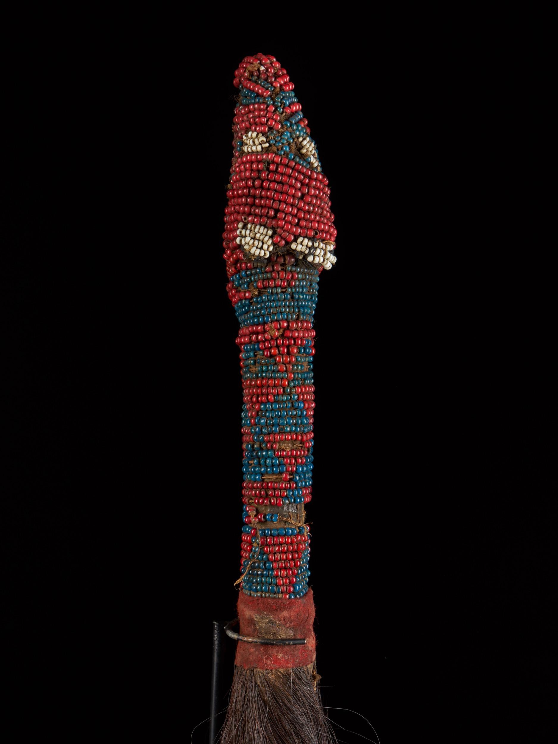 Grassland People, Cameroon, Beaded Throwing Flywhisk In Good Condition In Leuven , BE