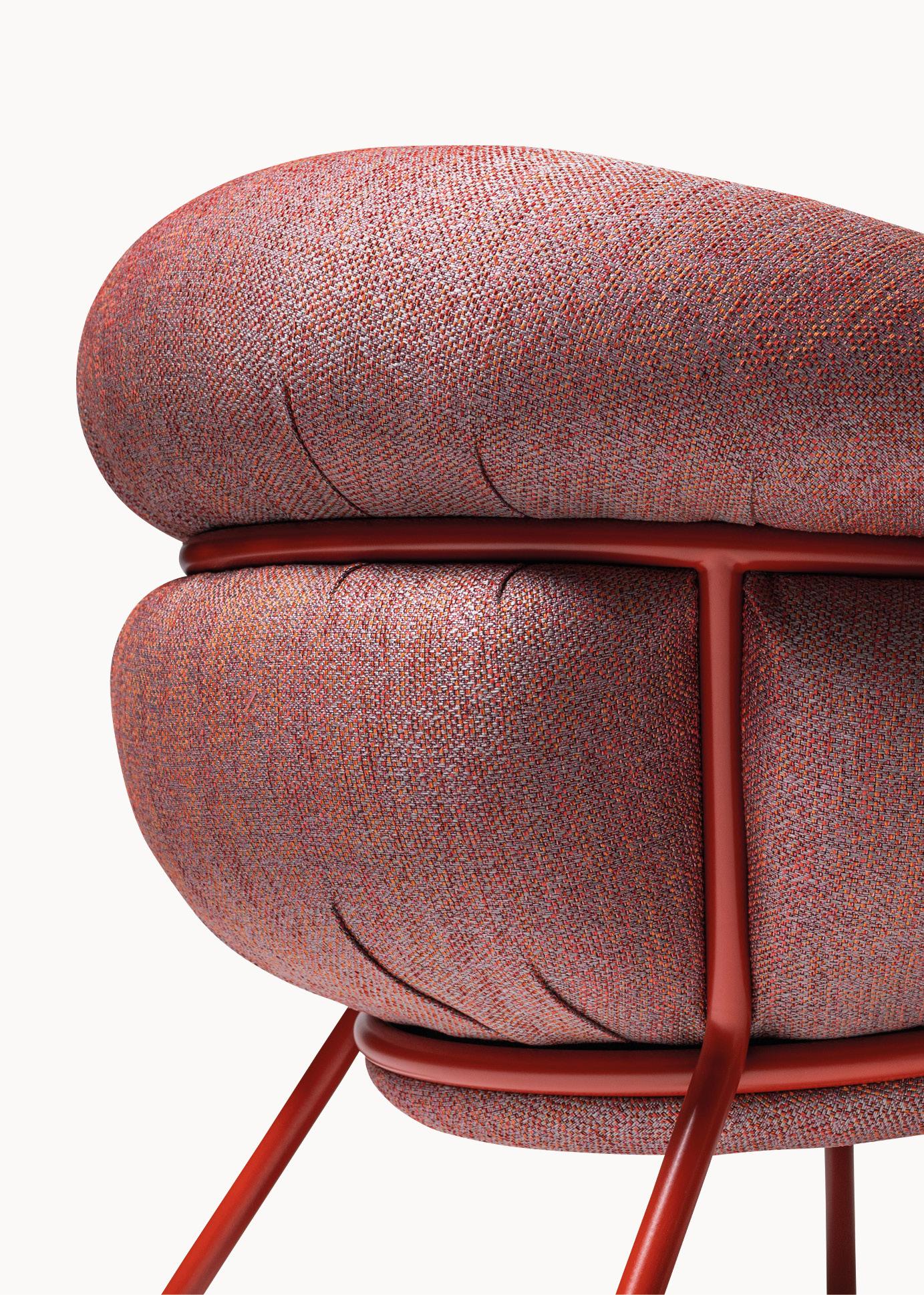 Grasso Armchair by Stephen Burks padded red upholstery with a red metal structur For Sale 5