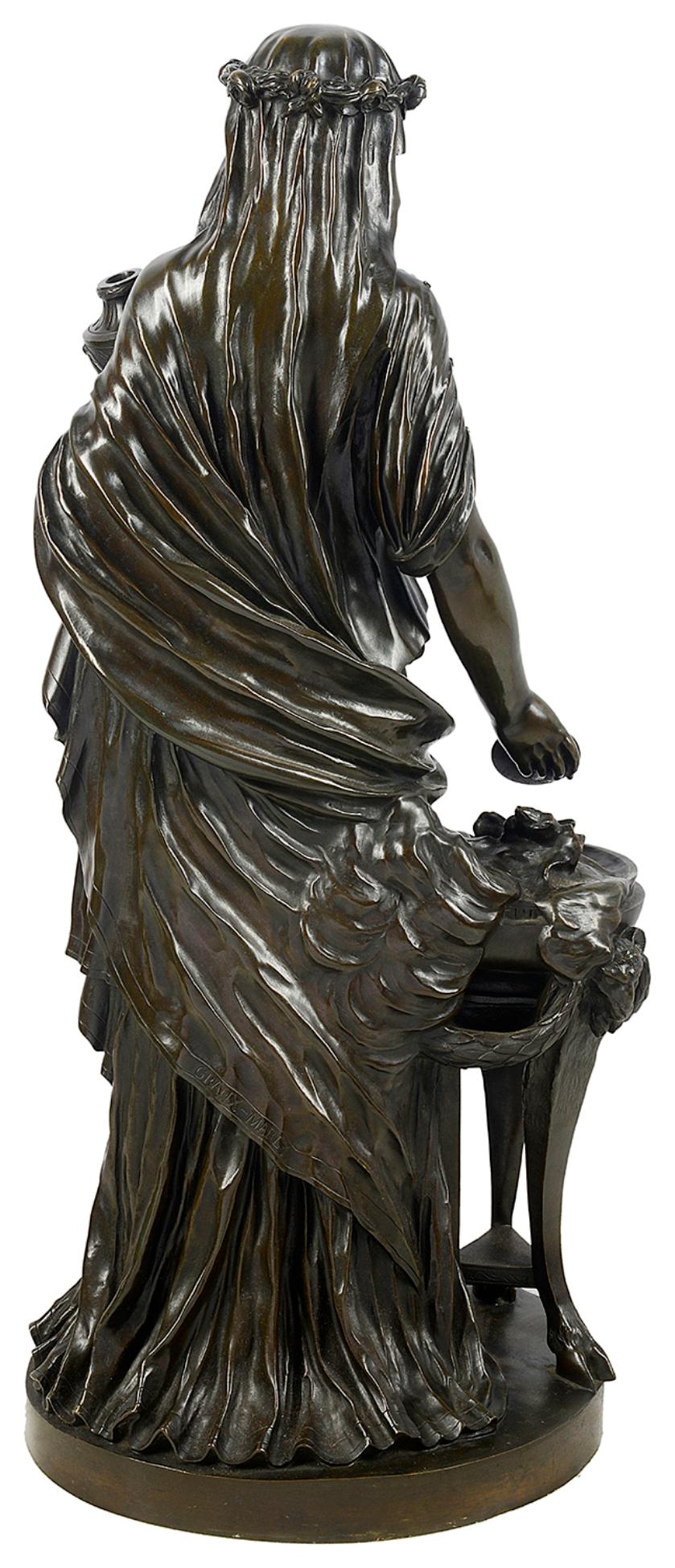 French Graux Marly Large Bronze Statue of a Classical Female Figure, 19th Century For Sale