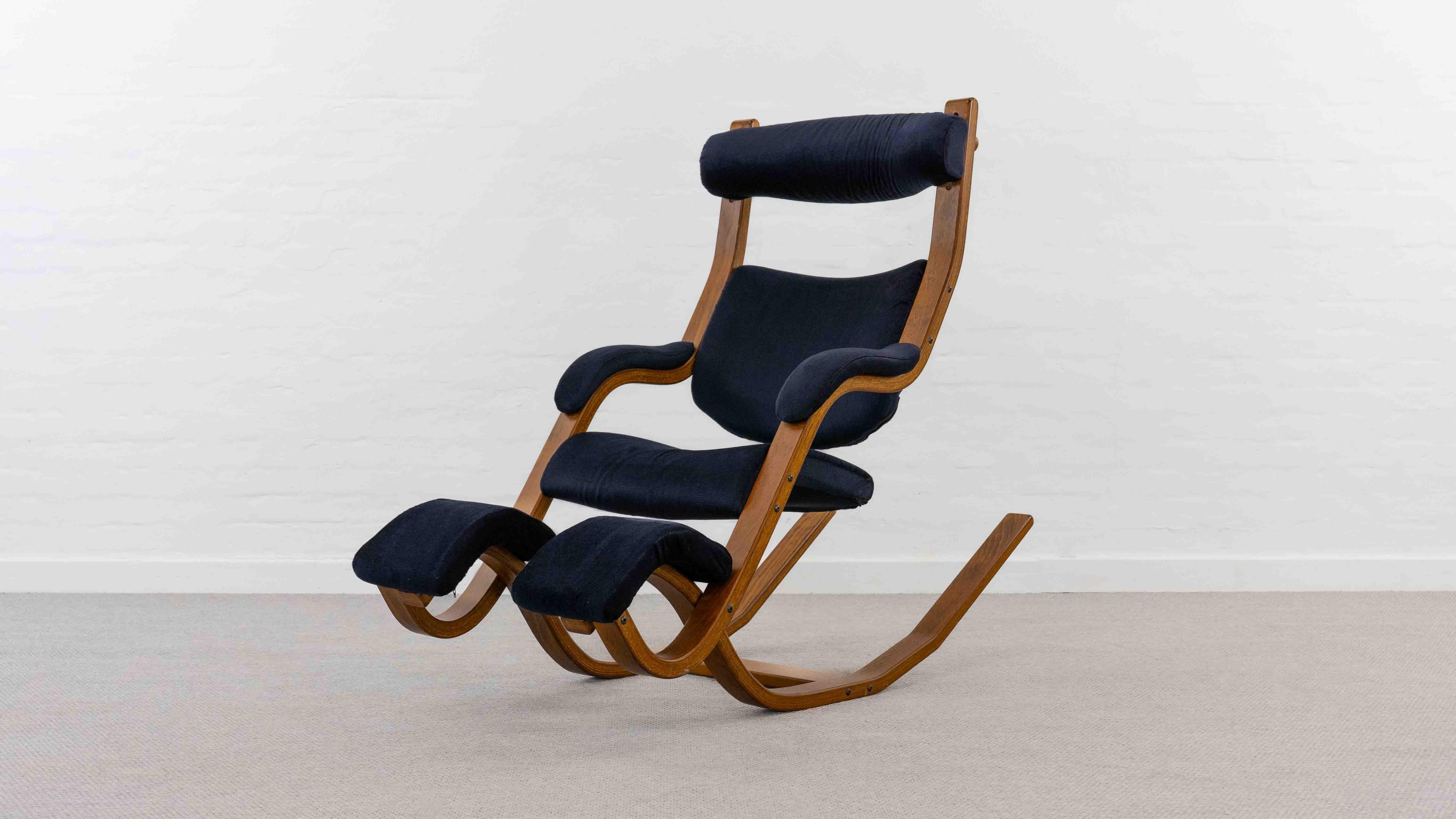 Birch Gravity Balans Relaxchair by Peter Opsvik