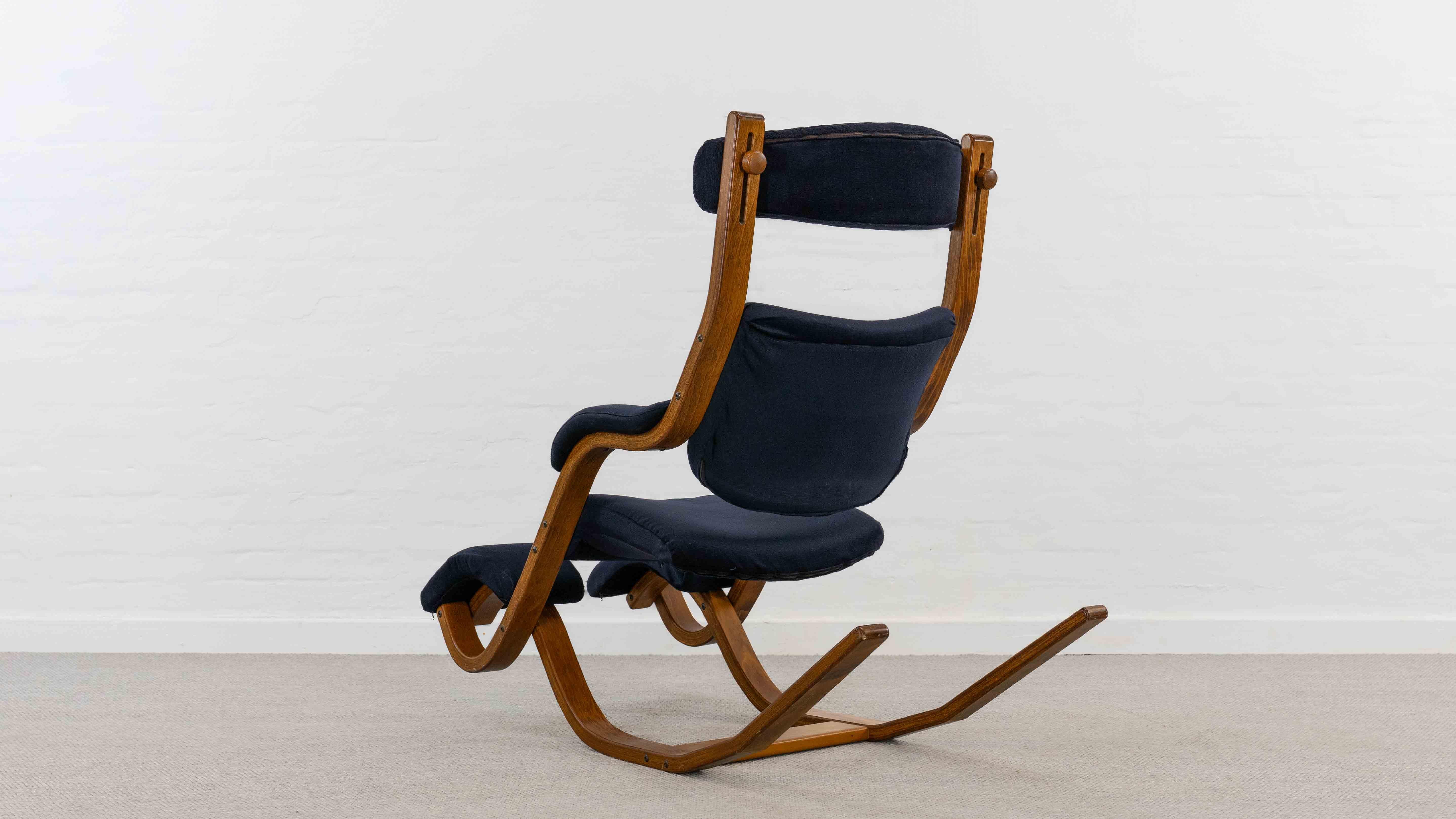 Gravity Balans Relaxchair by Peter Opsvik 2