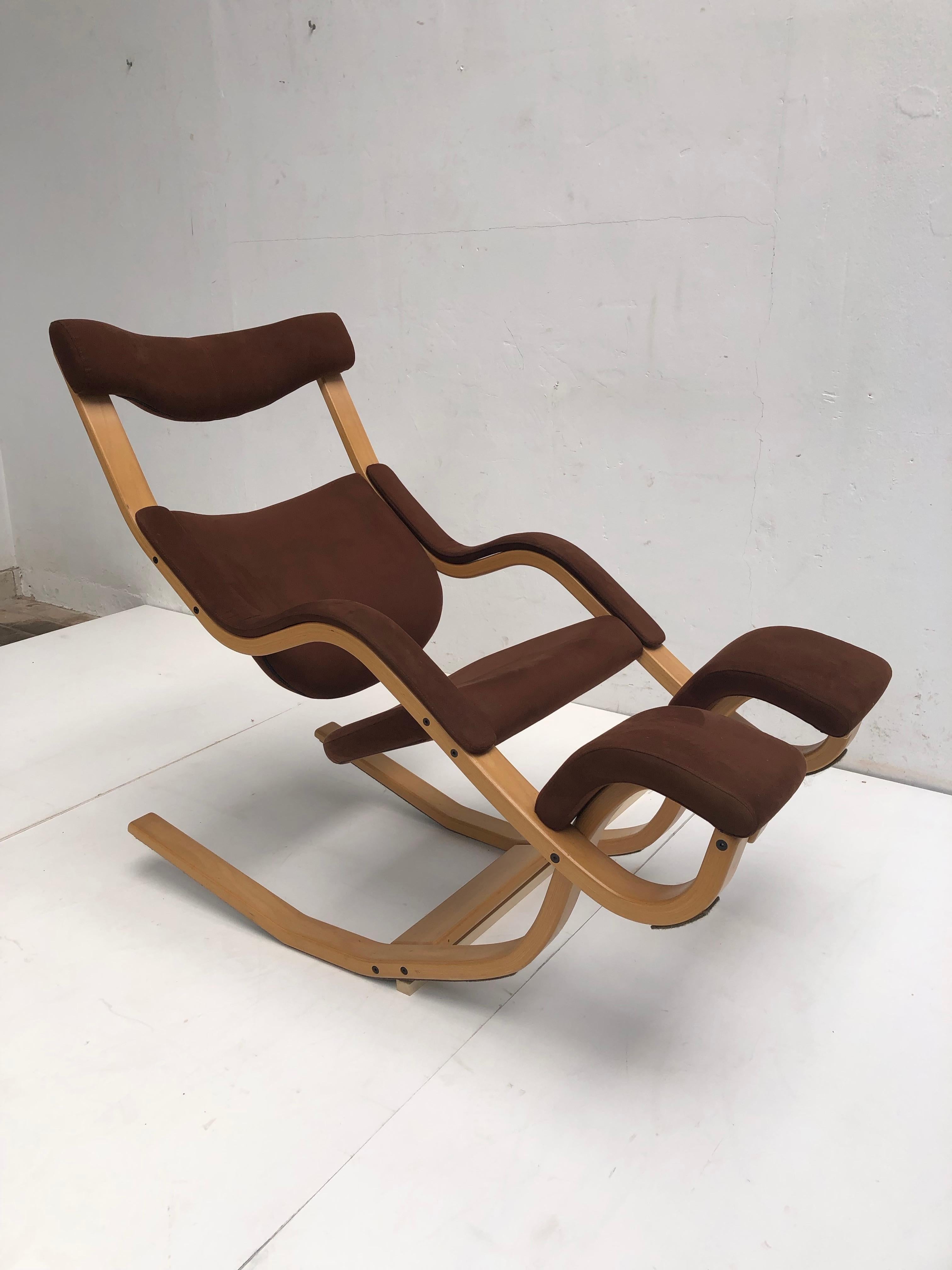 Scandinavian Modern Gravity Chair by Peter Opsvik for Stokke, Sweden 1984