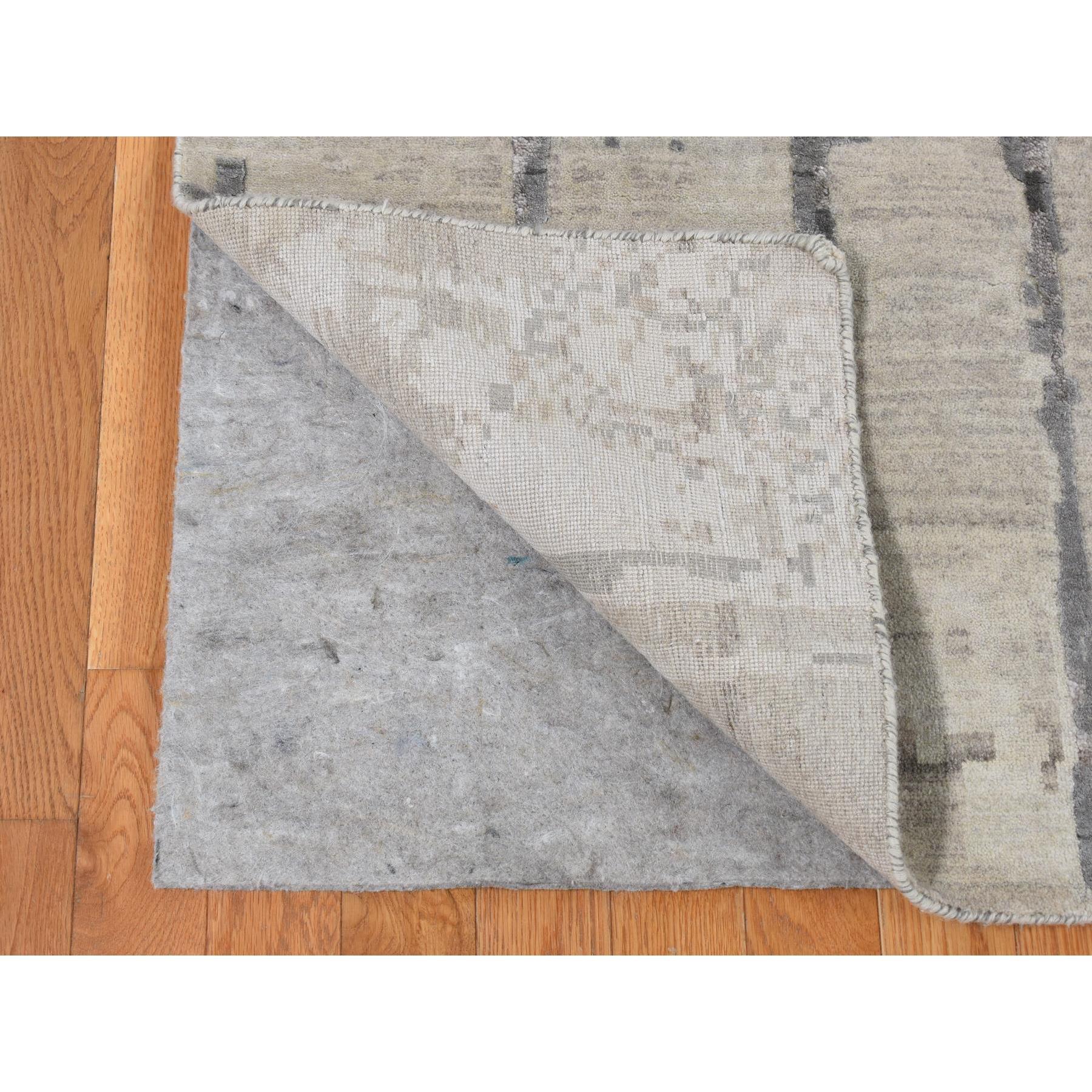 Handgeknüpfter Teppich aus Wolle und Seide in Grau mit abstraktem Tropfendesign 8'10