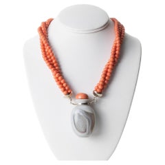 Gray Agate Snuff Bottle Pendant On A Three Strand Coral Bead Necklace, 1850's