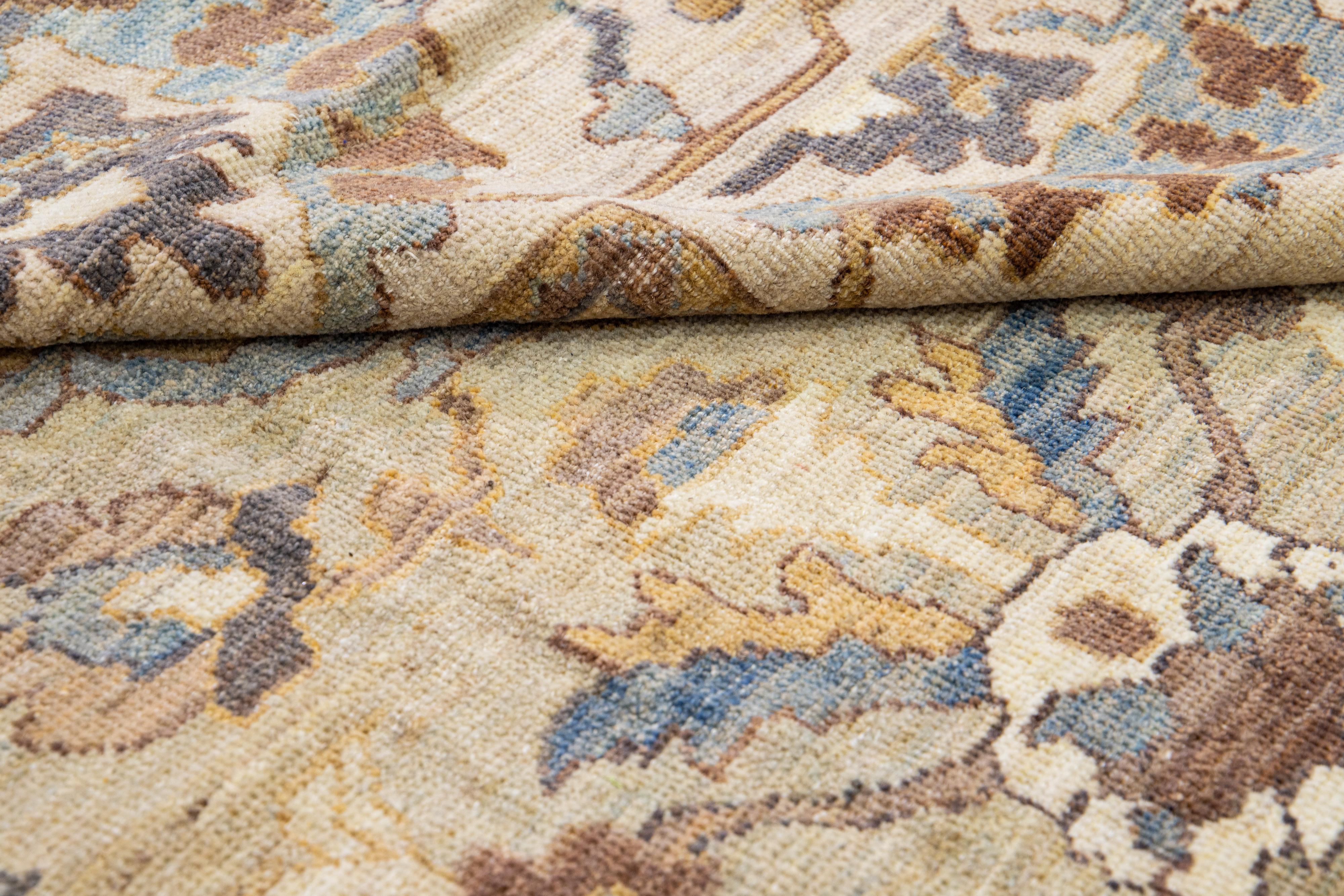 Moderner handgefertigter Sultanabad Oversize-Teppich aus geblümter Wolle in Grau und Beige im Angebot 3