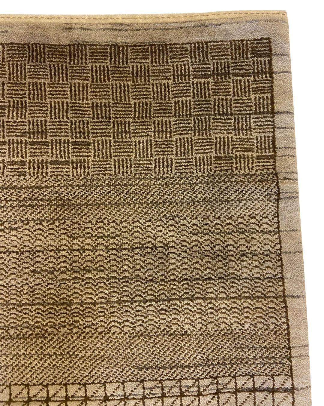Gray and Brown Wool Minimalist Persian Rug with Geometric Patterns, 3' x 5' In New Condition For Sale In New York, NY