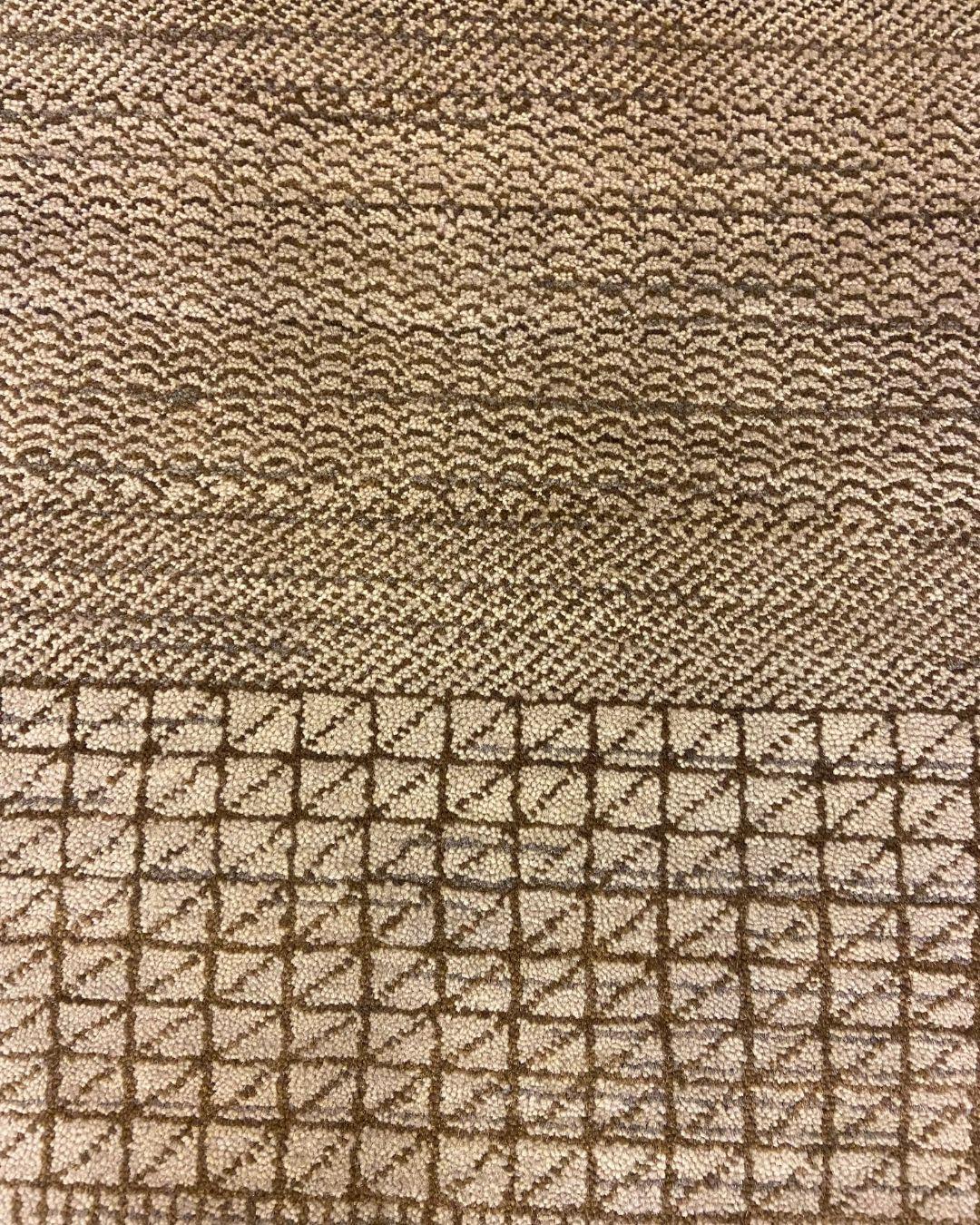 Gray and Brown Wool Minimalist Persian Rug with Geometric Patterns, 3' x 5' For Sale 2