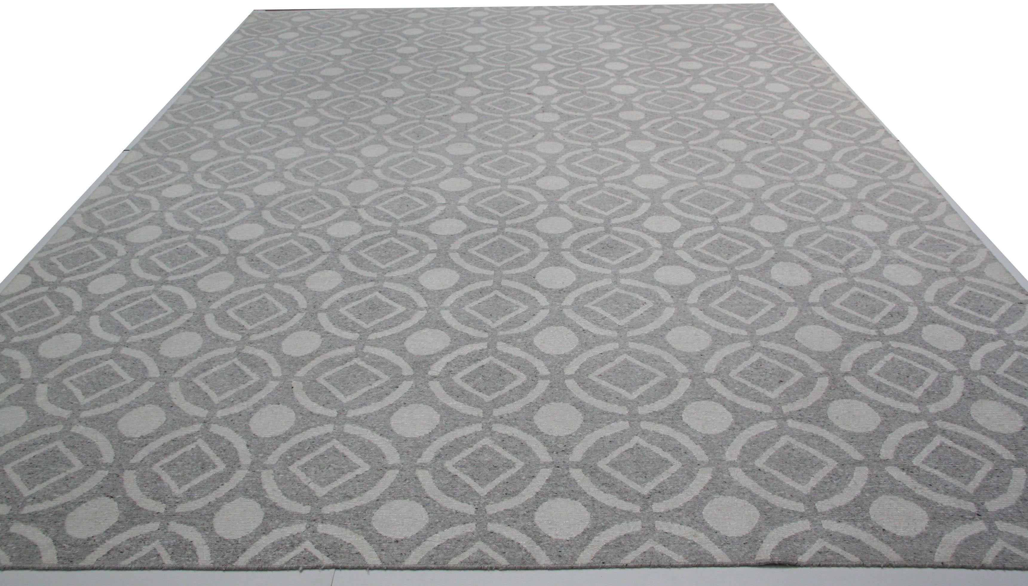 Indian Gray and Ivory Pattern Rug For Sale