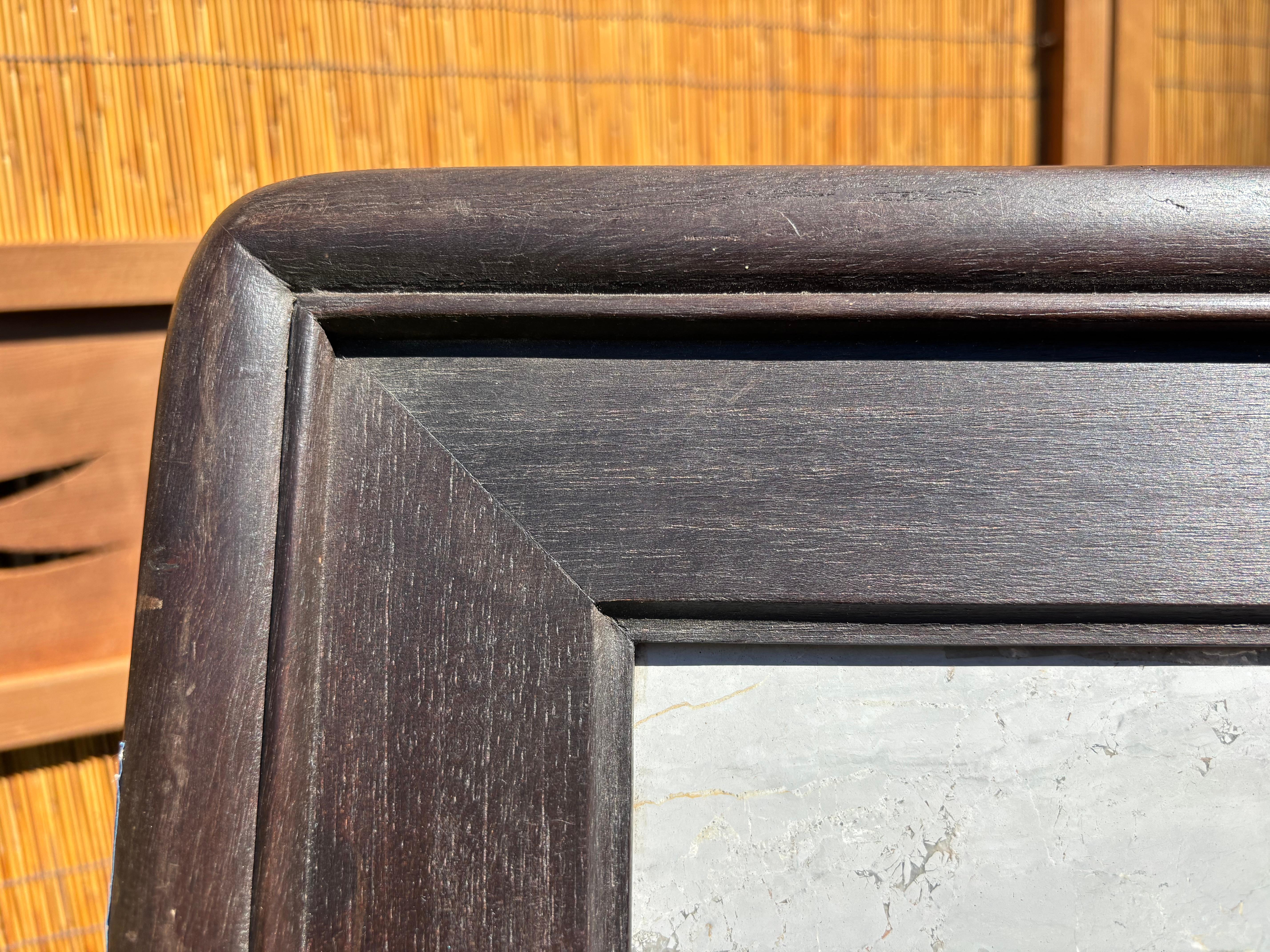 Graue und weiße Landschaftsmalerei Meer & Berge Fine Works of Art (Marmor) im Angebot