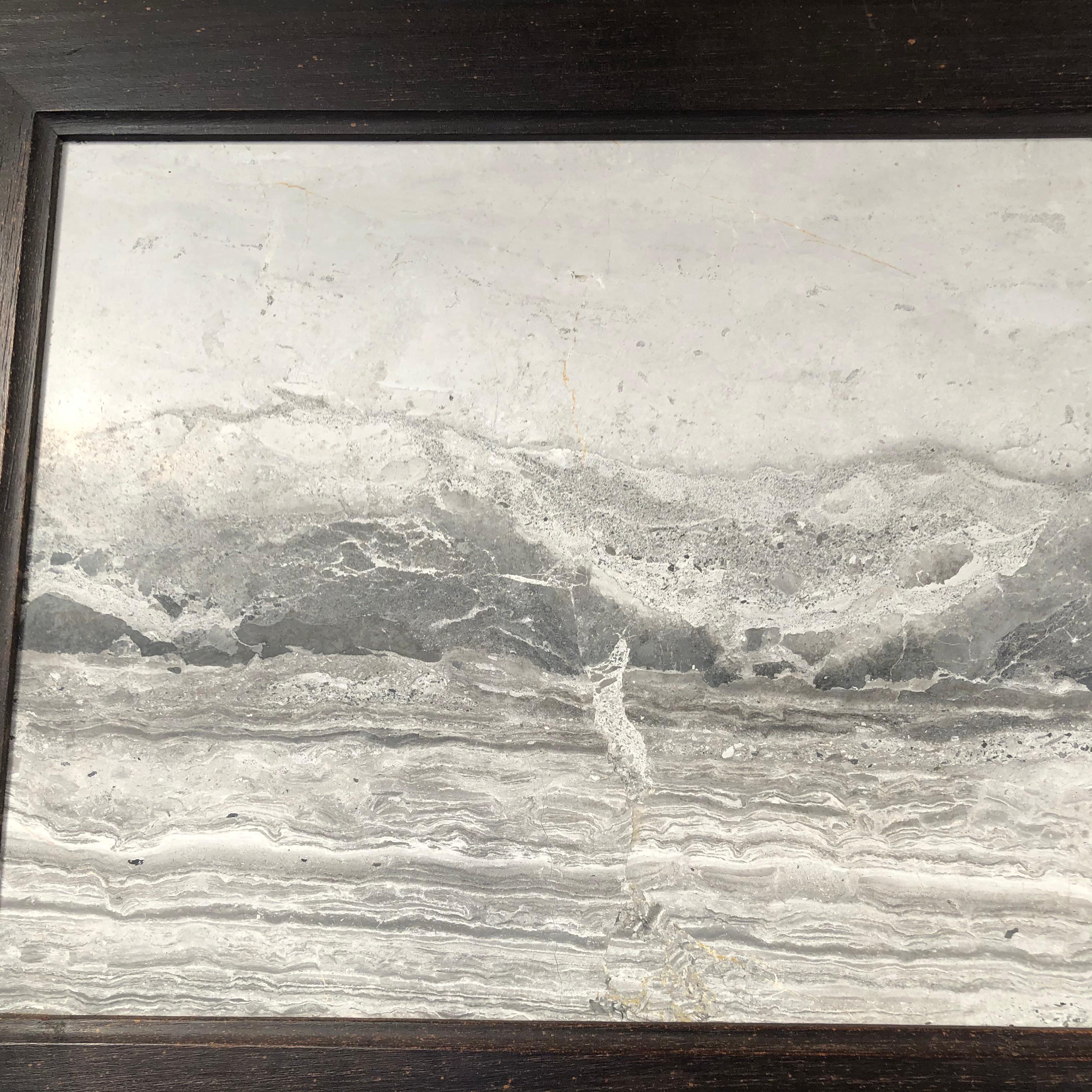 Paisaje gris y blanco 