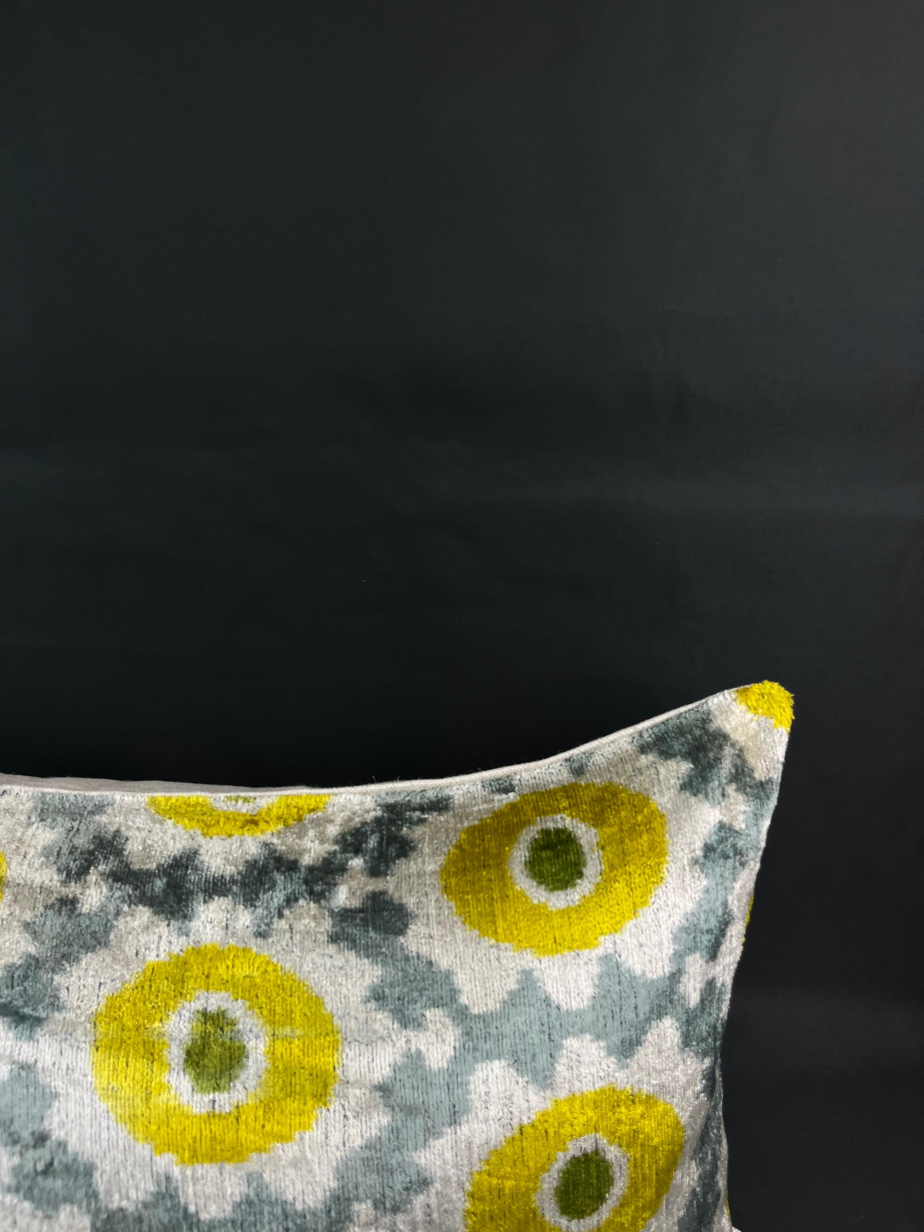 Modern Gray and Yellow Velvet Silk Ikat Pillow Cover For Sale