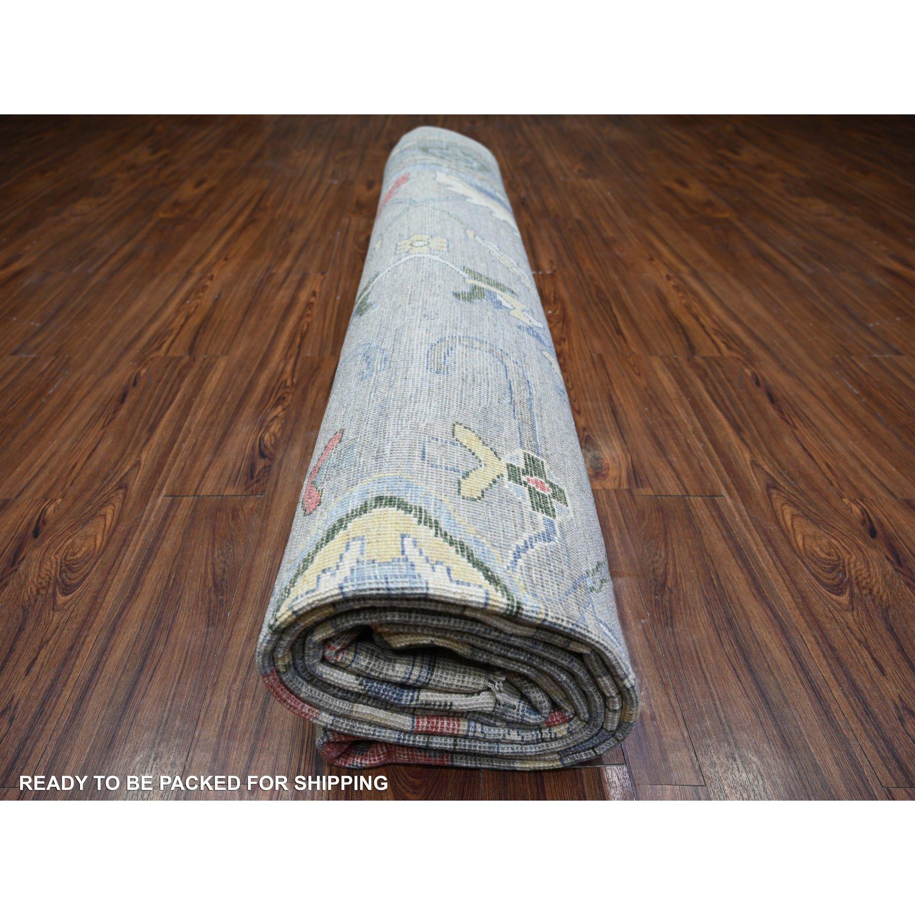 Tapis oriental gris Angora Oushak à motif coloré noué à la main 12'2