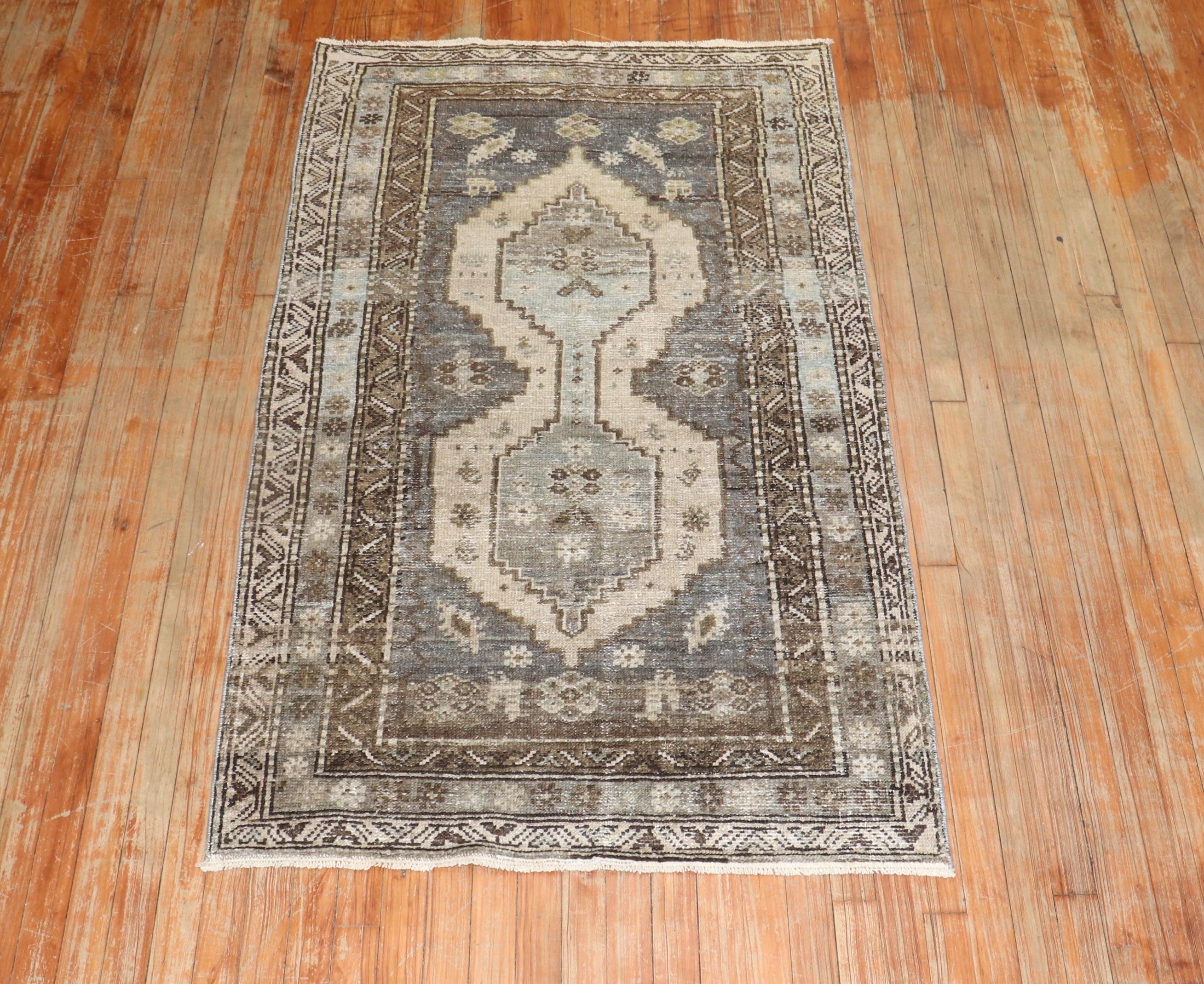Antiker persischer Malayer-Teppich, graugrau 1