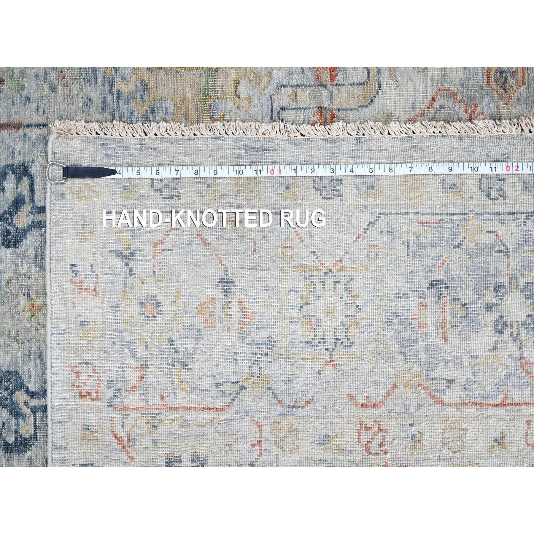 Gray Antiqued Persian Ziegler Mahal Design Distressed 100% Wool Hand Knotted Rug im Angebot 3