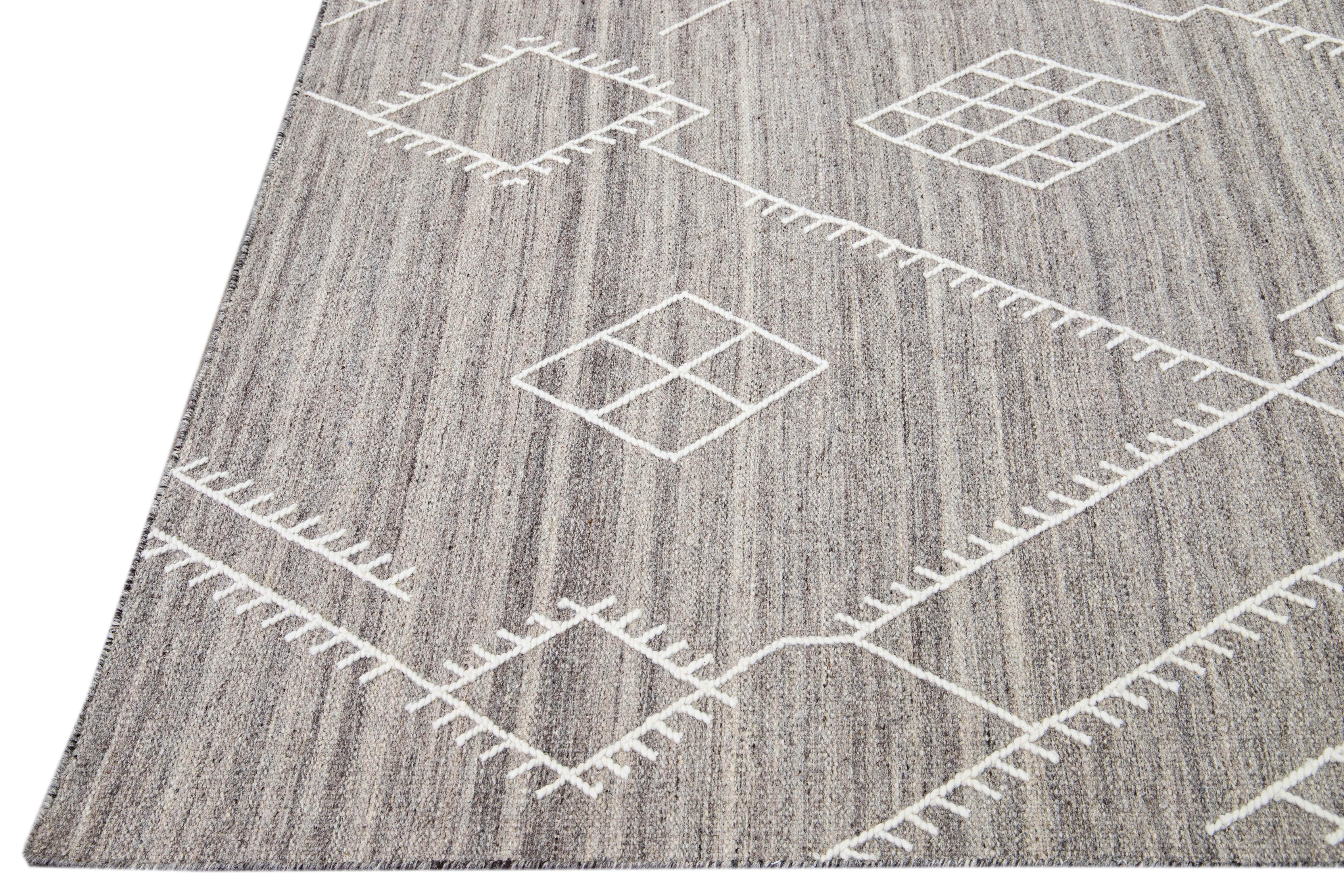 Hand-Knotted Gray Apadana's Nantucket Collection Flatweave Kilim Coastal Designed Wool Rug For Sale