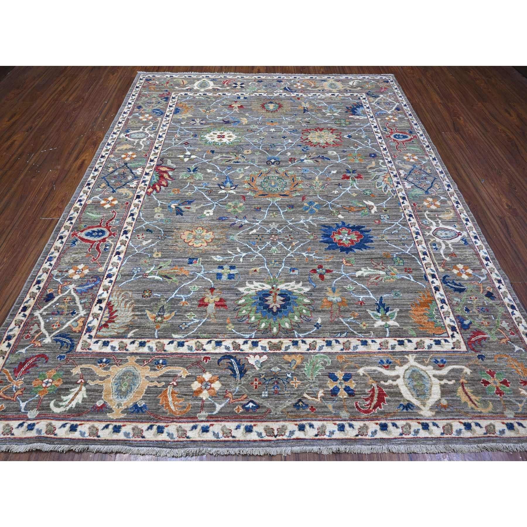 Ce fabuleux tapis noué à la main a été créé et conçu pour une résistance et une durabilité accrues. Ce tapis a été fabriqué à la main pendant des semaines selon la méthode traditionnelle qui est utilisée pour faire des
Taille exacte du tapis en