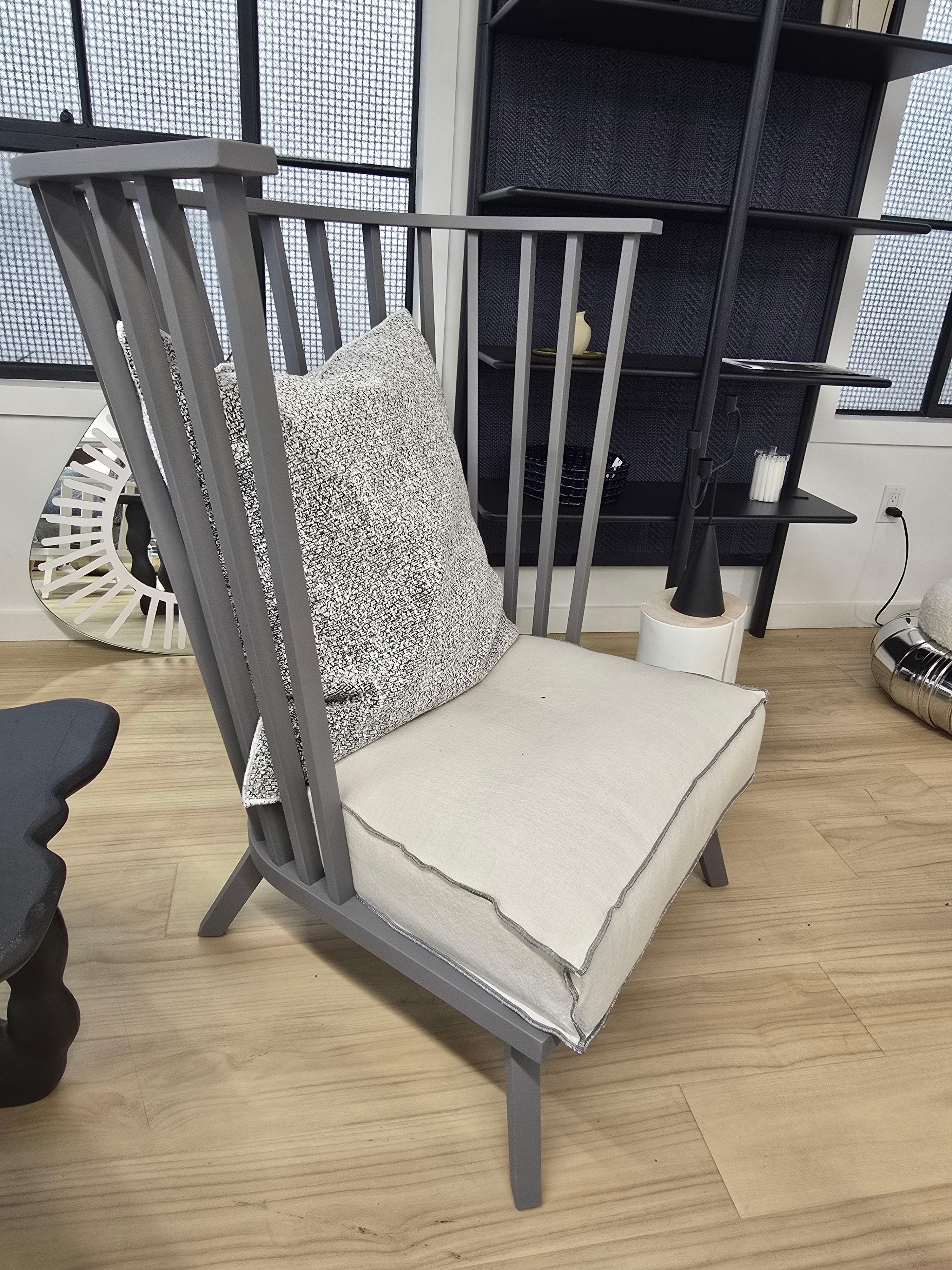 Gray Bergere *Showroom sample im Angebot 1