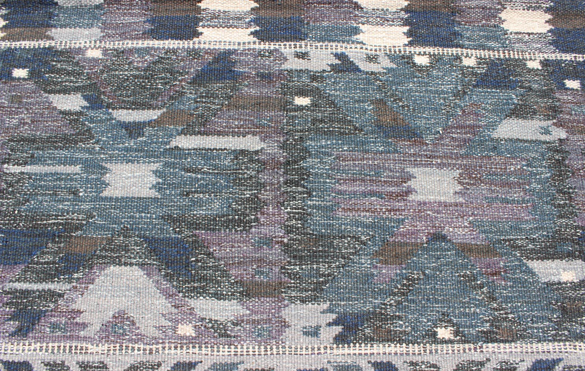 Hand-Woven Gray, Blue and Charcoal Scandinavian Flat-Weave Rug with Modern Design For Sale