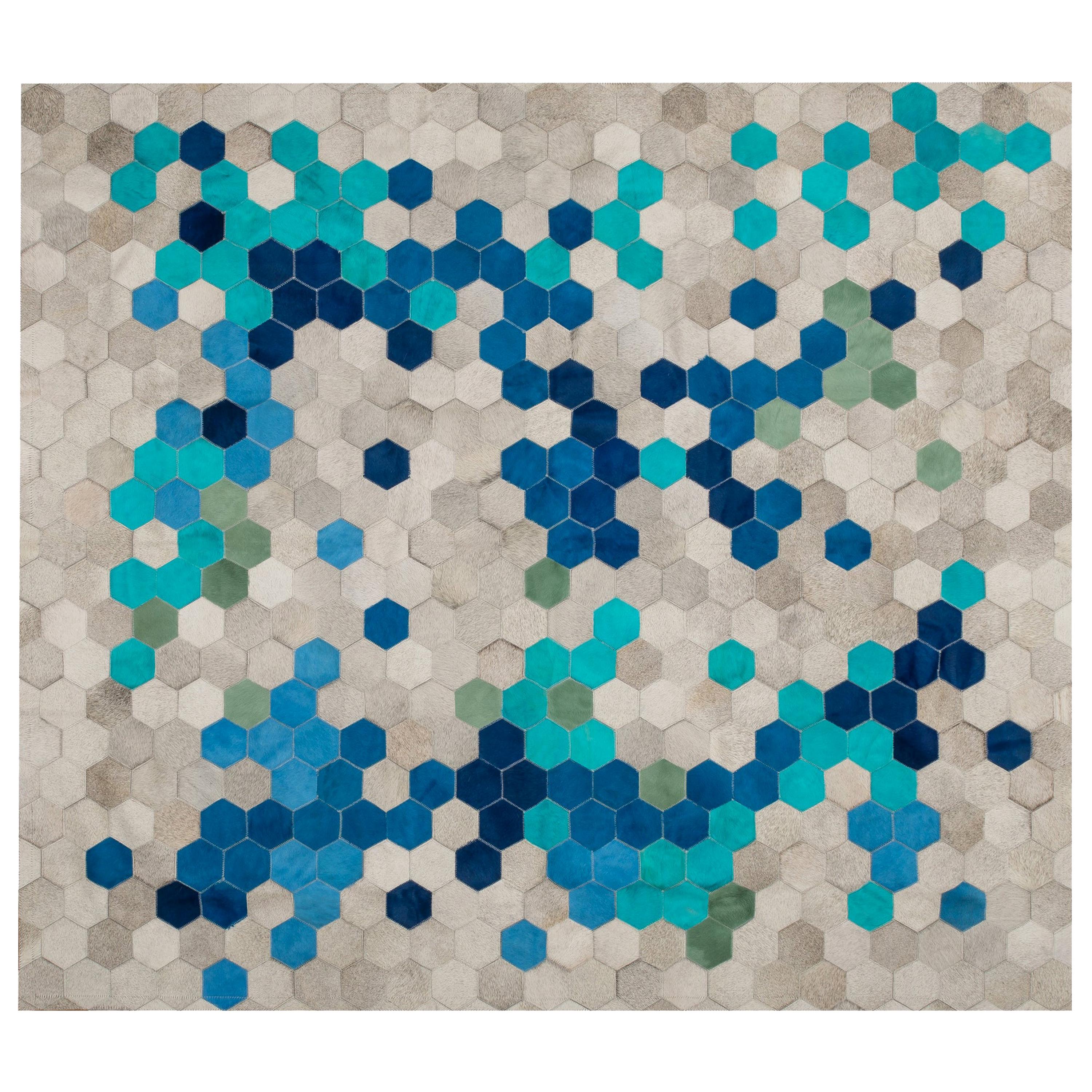 Angulo Rindsleder-Bodenteppich in Grau, Blau und Grün, groß im Angebot
