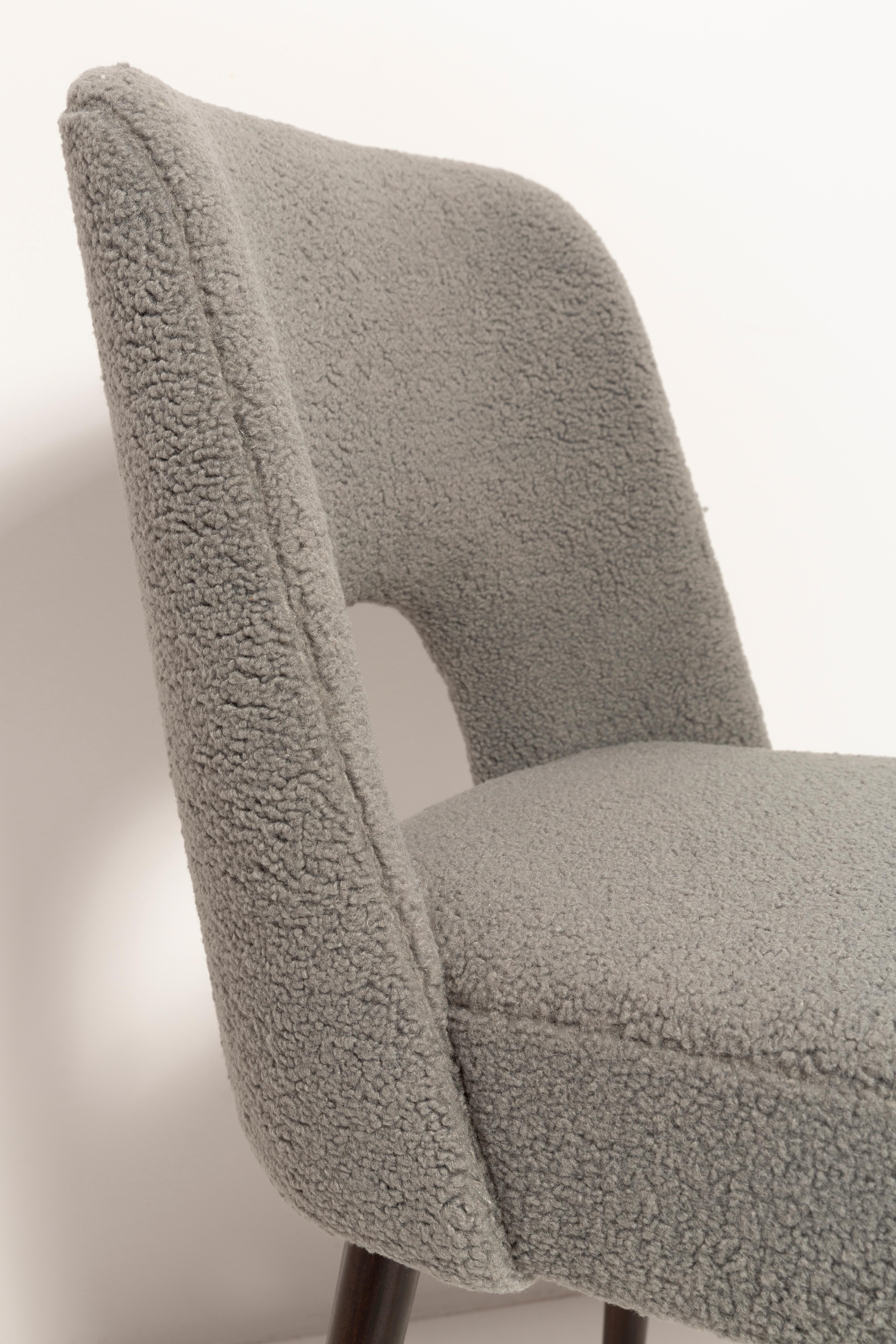 Sedia 'Shell' in bouclé grigio, Europa, anni '60 in vendita 2