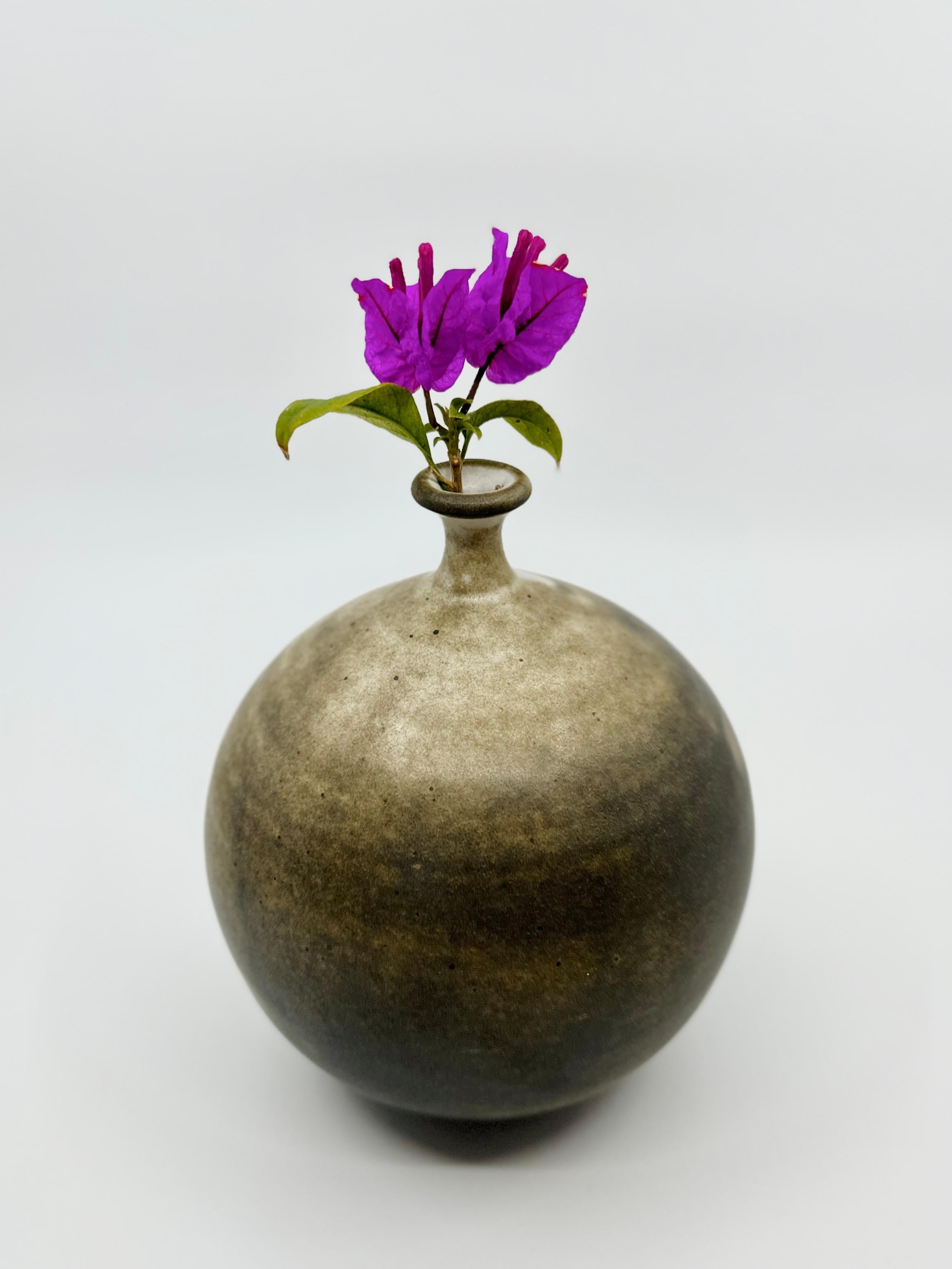 Mid-Century Modern Gray/brown little neck vessel no. 33 For Sale