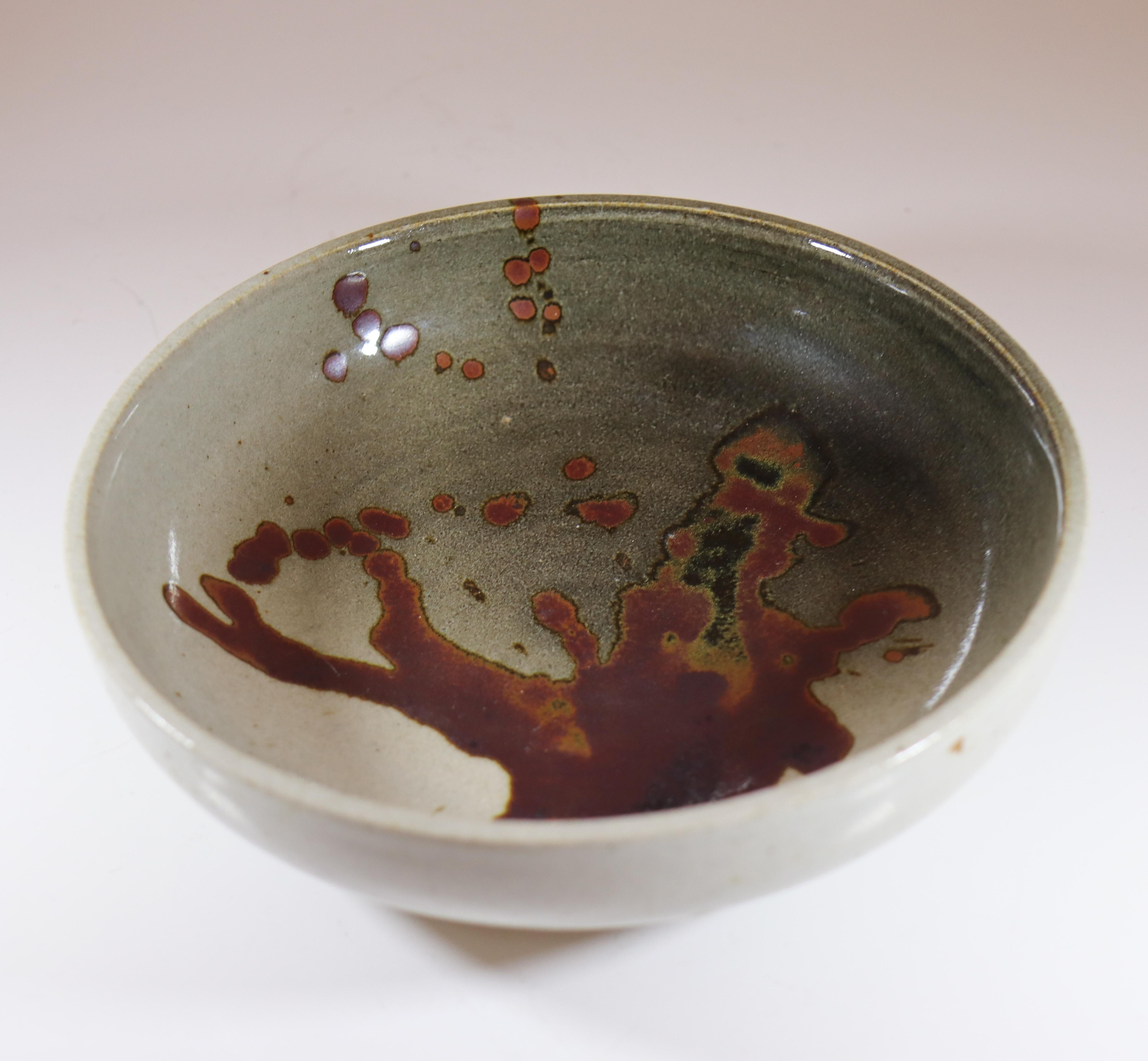 Gray & Brown Vase - Claes Thell, Höganäs Sweden - Late 20th Century Design For Sale 1