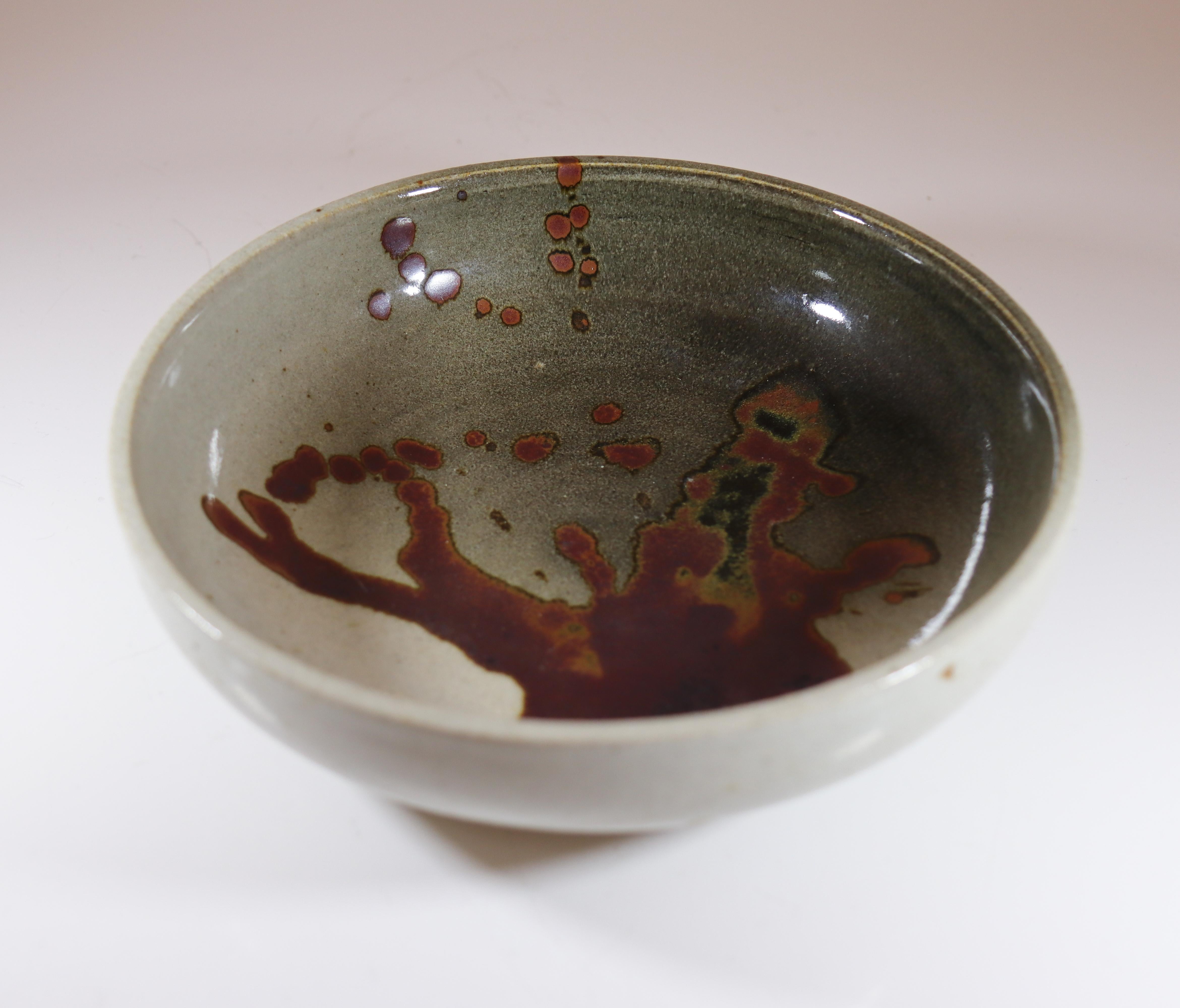 Gray & Brown Vase - Claes Thell, Höganäs Sweden - Late 20th Century Design For Sale 2