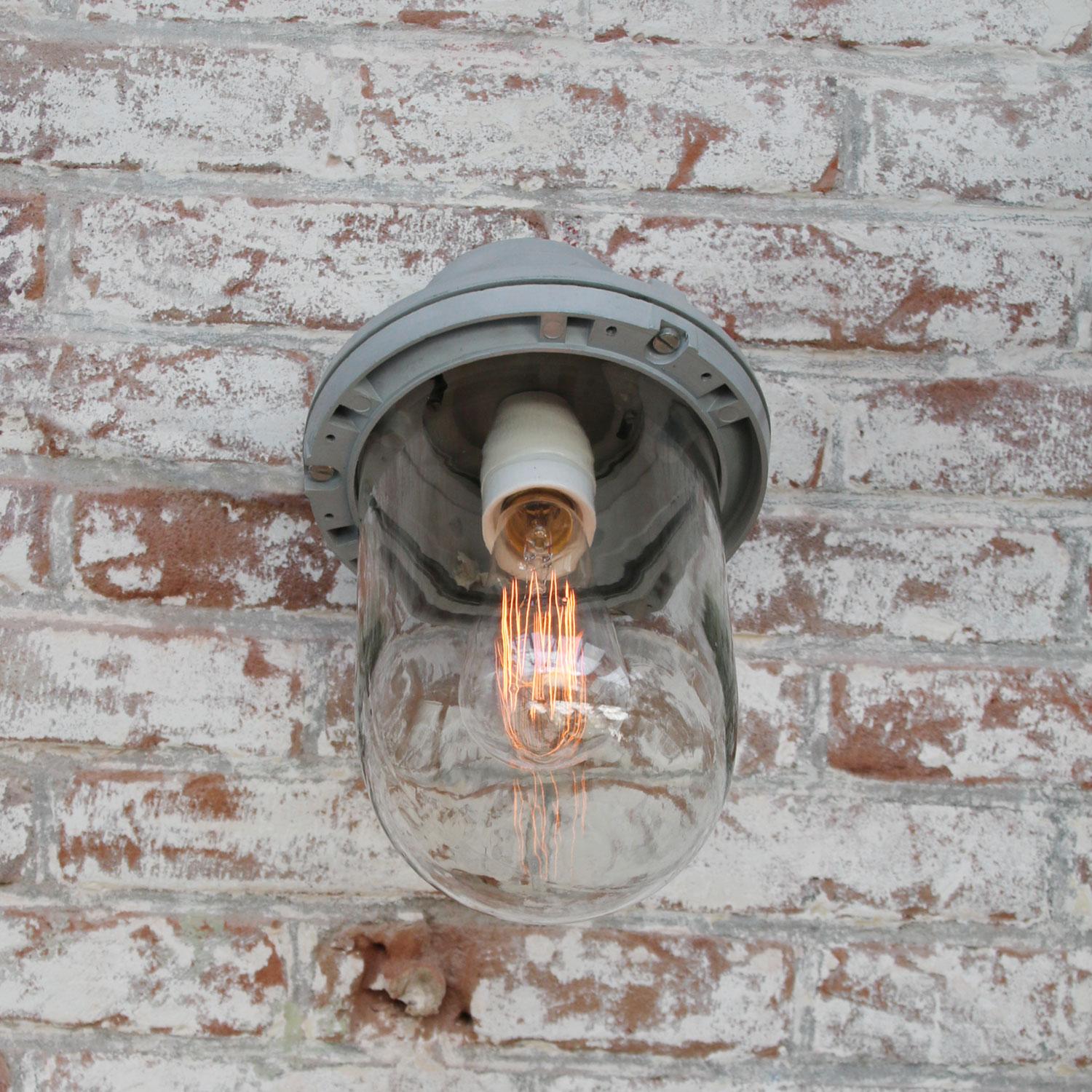 Gray Cast Aluminum Vintage Industrial Clear Glass Wall Lamps In Good Condition In Amsterdam, NL