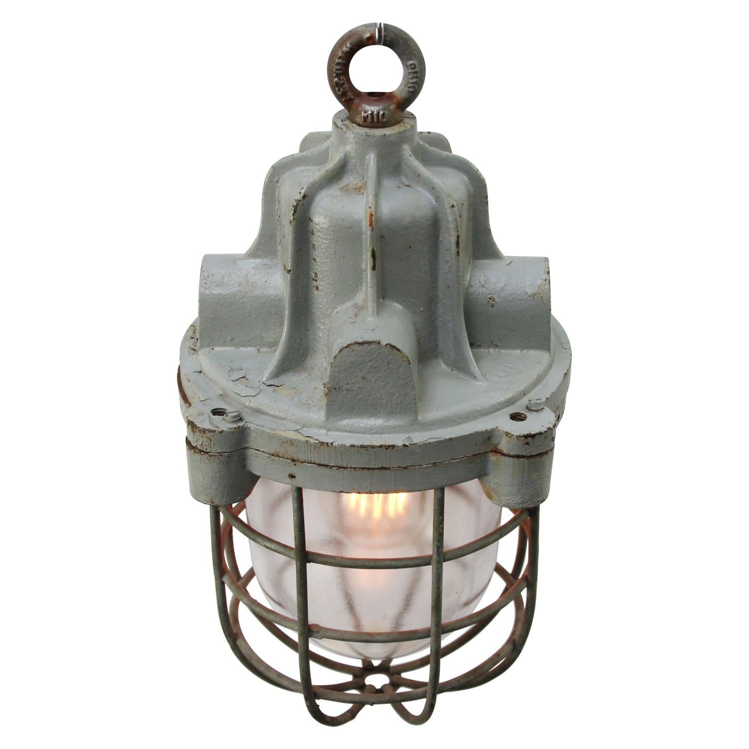 Industrial hanging lamp by Industria Rotterdam
cast iron clear glass

Weight 10.00 kg / 22 lb

Priced per individual item. All lamps have been made suitable by international standards for incandescent light bulbs, energy-efficient and LED