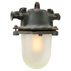Lampe à suspension industrielle vintage en fonte grise en verre dépoli