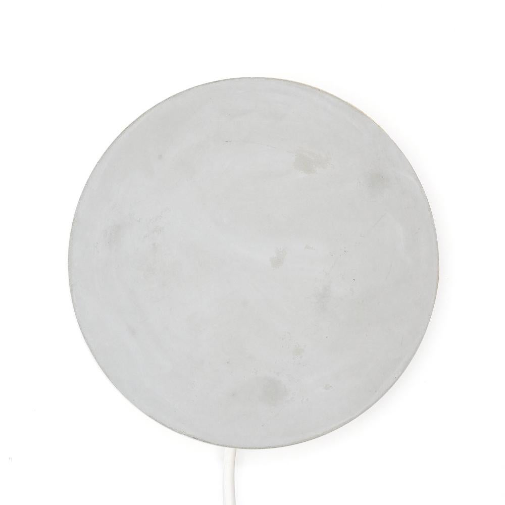 Européen - Base en ciment gris, petite, chargeur sans fil 15W en vente