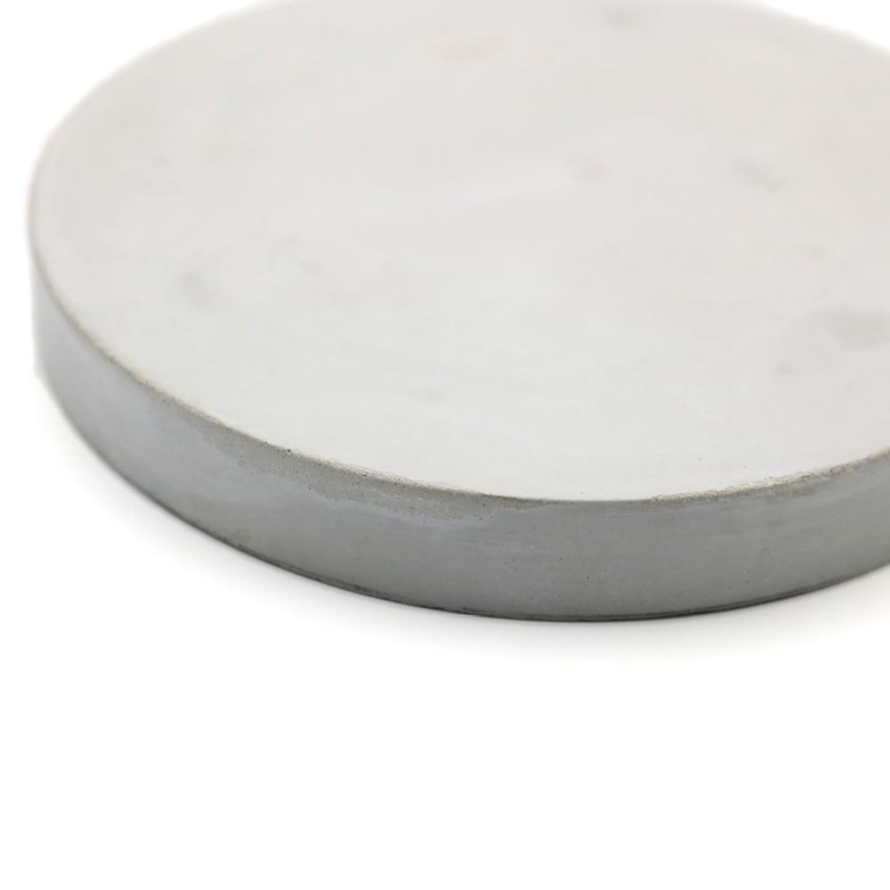 Gravé - Base en ciment gris, petite, chargeur sans fil 15W en vente