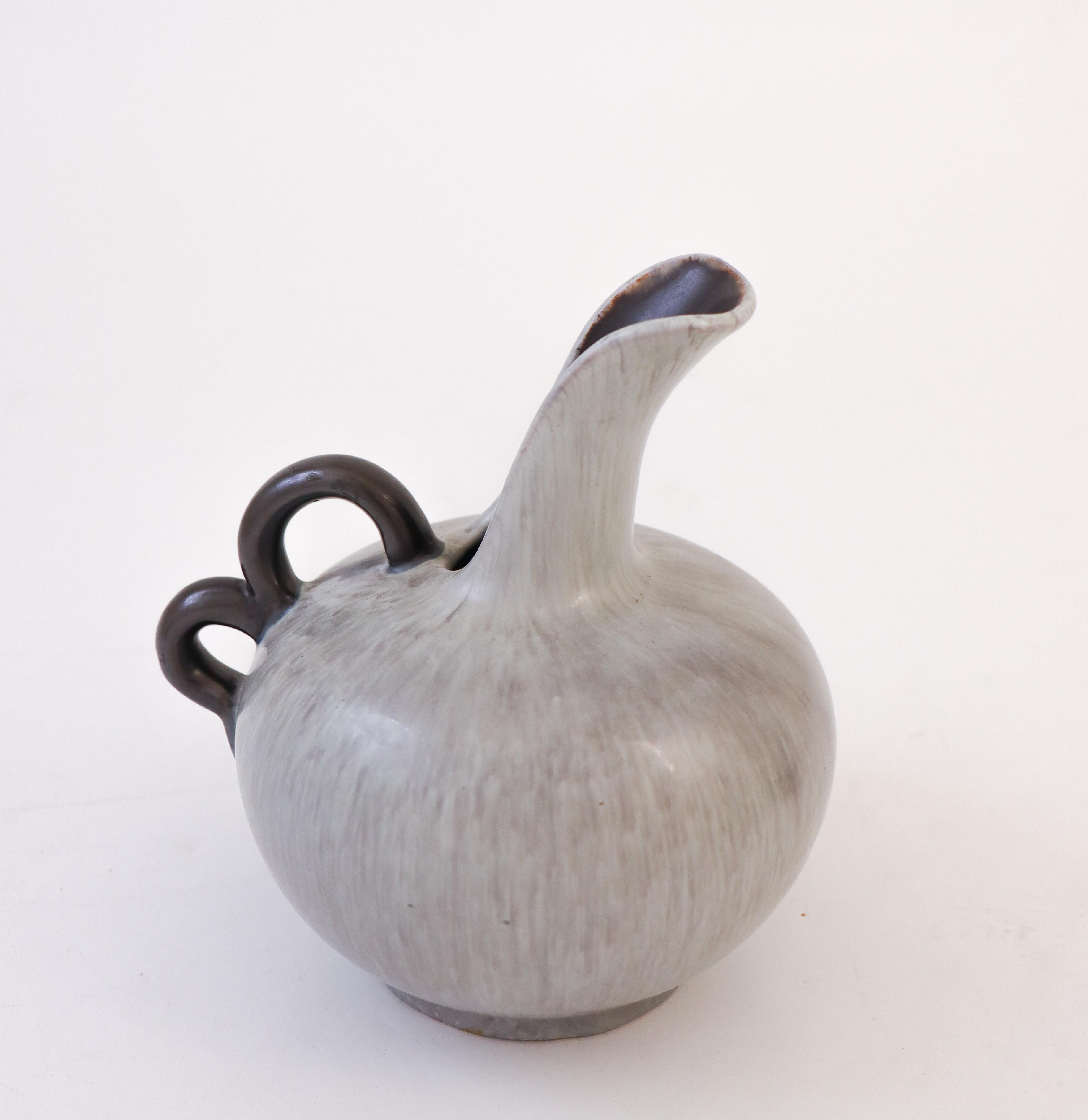 Grauer Keramikkrug aus grauem Keramik – Art déco – Upsala Ekeby, Schweden, 1930er Jahre im Zustand „Hervorragend“ im Angebot in Stockholm, SE