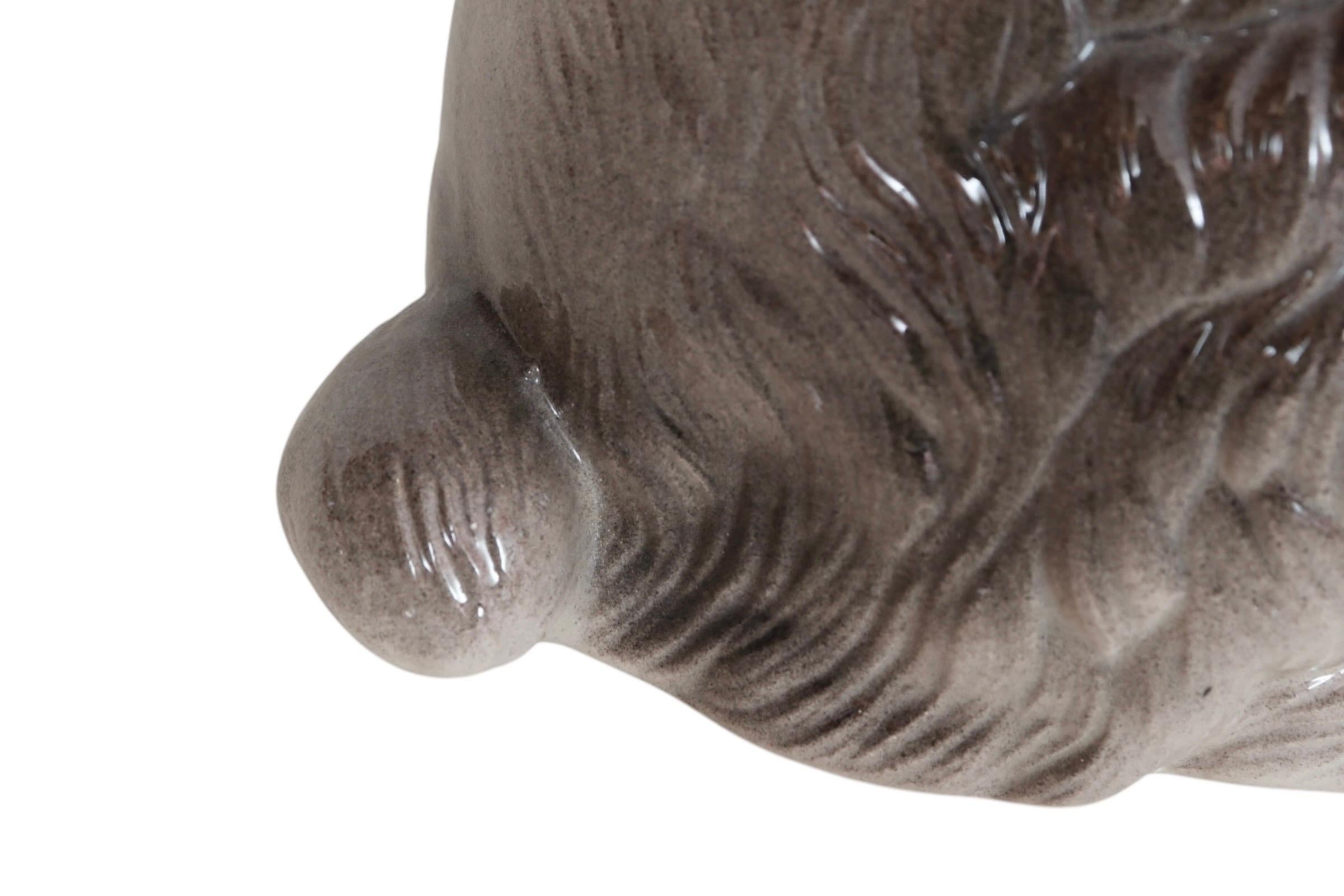 Figura di cane Schnauzer in ceramica grigia in vendita 3
