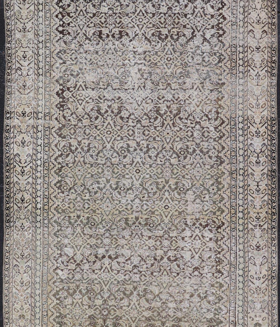 Tapis persan ancien Malayer Gallery gris et anthracite avec motif Herati sur toute sa surface en vente 4