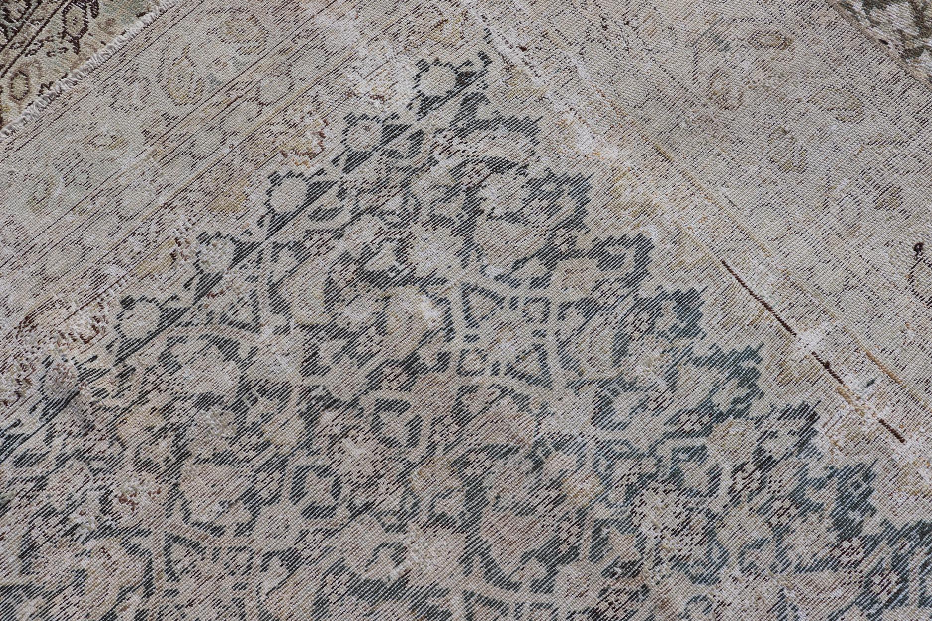 Perse Tapis persan ancien Malayer Gallery gris et anthracite avec motif Herati sur toute sa surface en vente