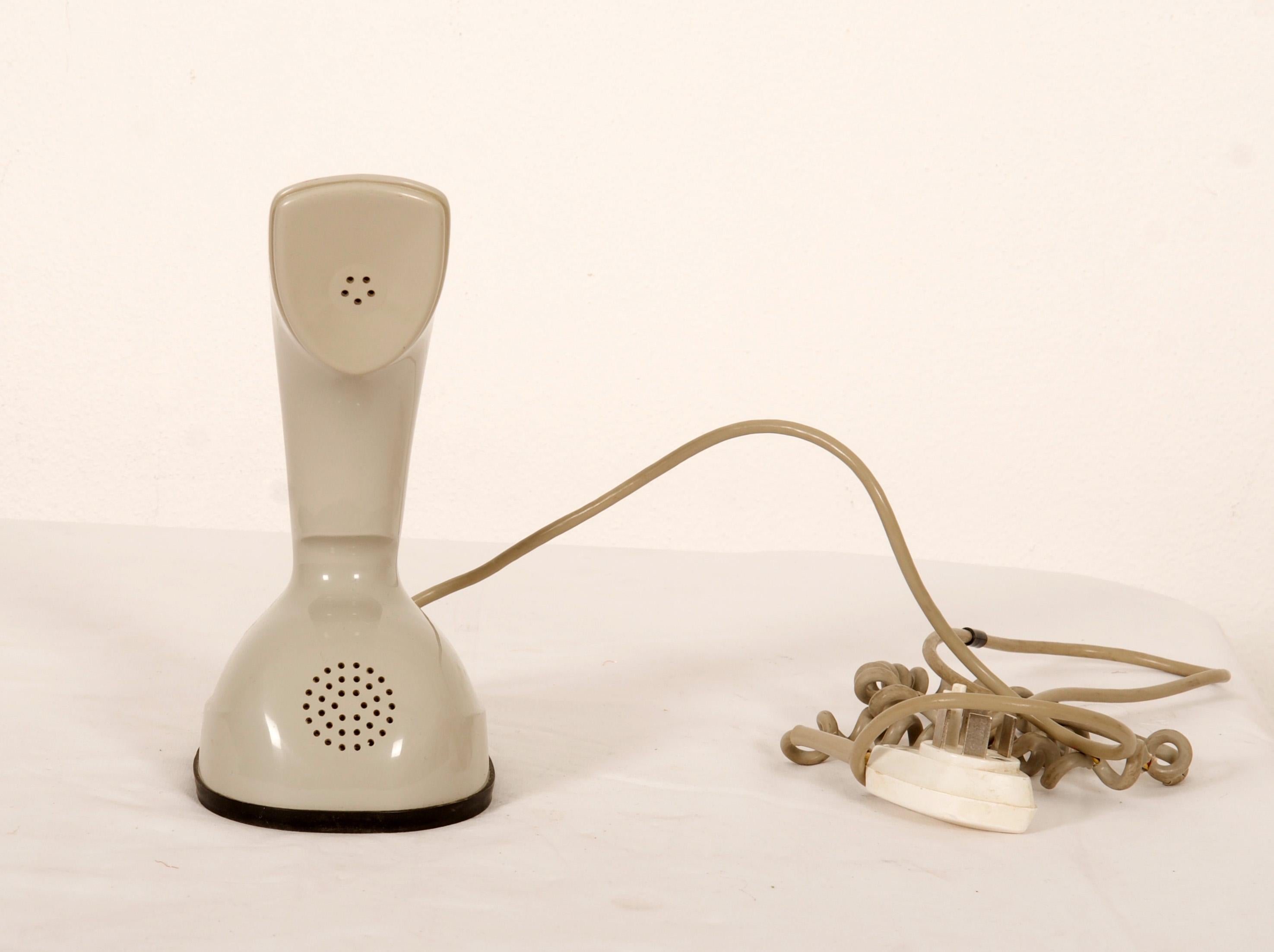 Mid-Century Modern téléphone de table Cobra gris Ericofon par LM Ericsson en vente