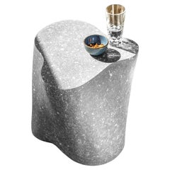 Tavolino grigio di Donatas Zukauskas