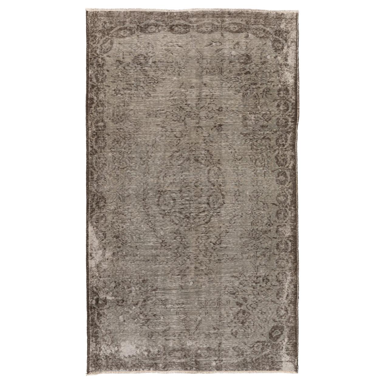 5x8.6 ft Distressed Hand-Knotted Vintage Turkish Rug. Shabby Chic Gray Carpet For Sale