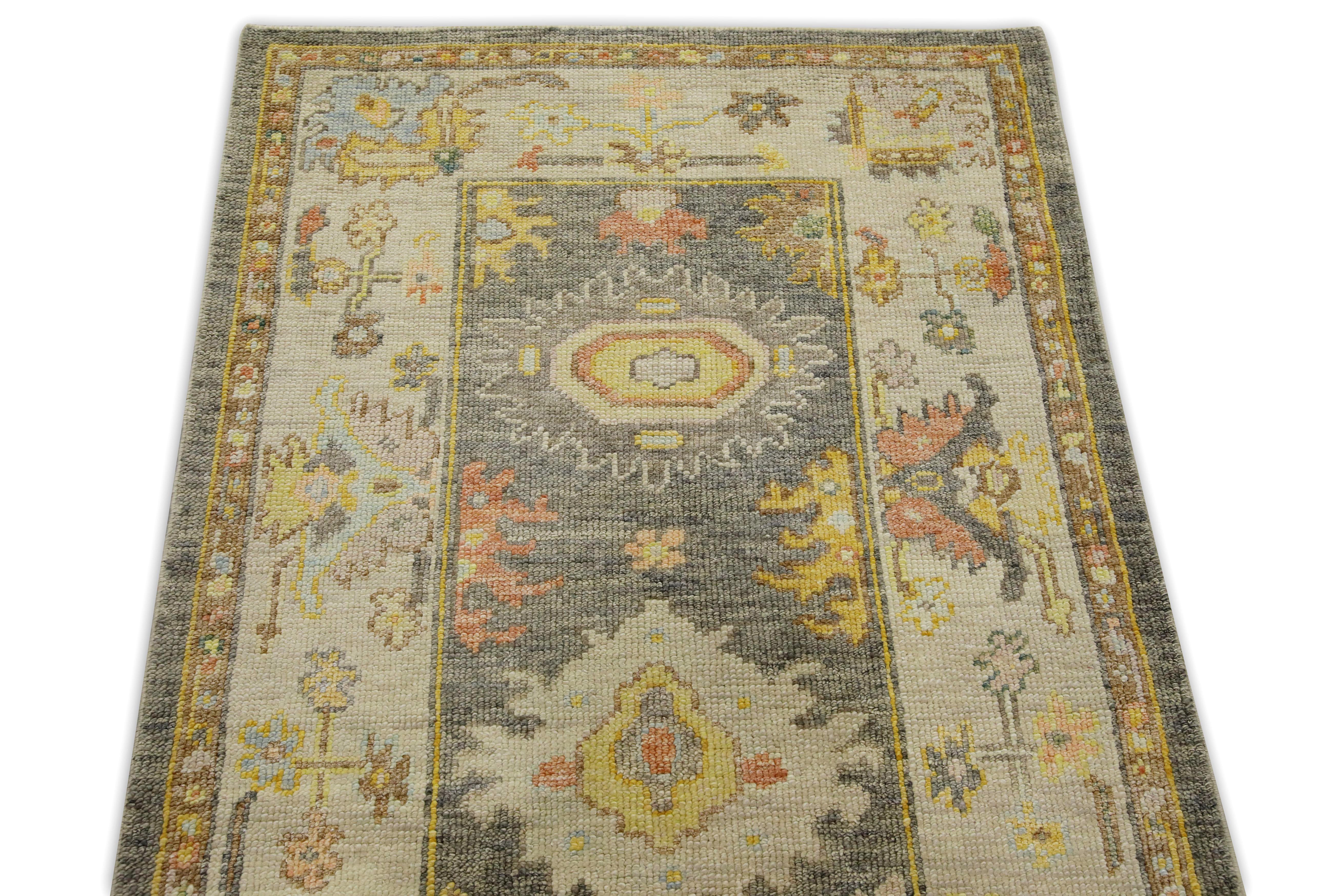 Gray Colorful Geometric Design Handwoven Wool Turkish Oushak Runner In New Condition For Sale In Houston, TX