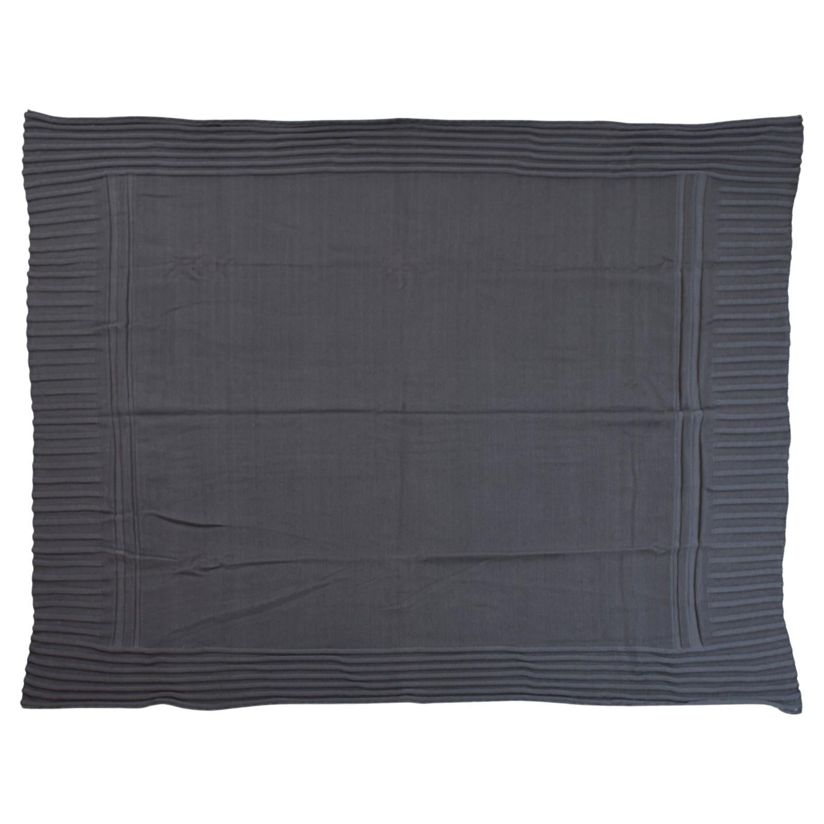 Plaid di cotone grigio mai usato