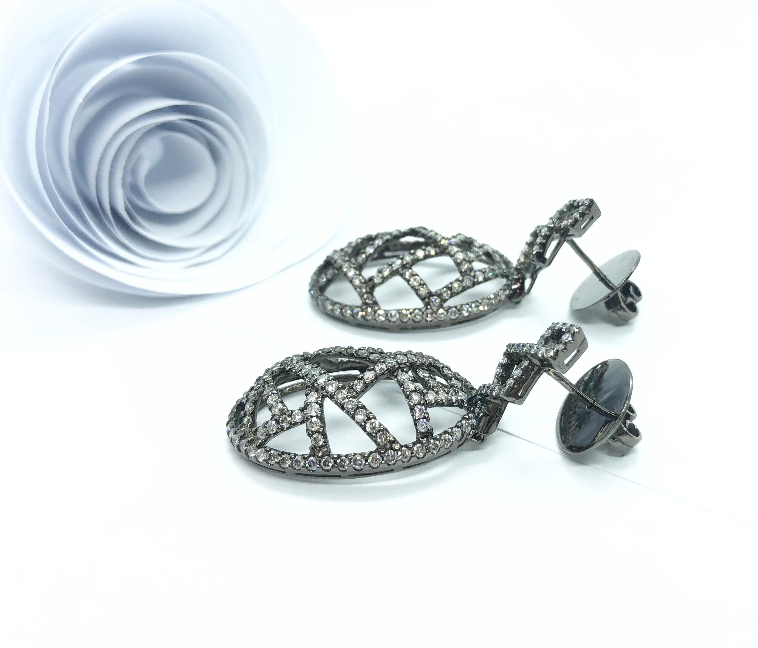Women's Gray Diamond Earrings Set in 18 Karat White Gold Settings For Sale