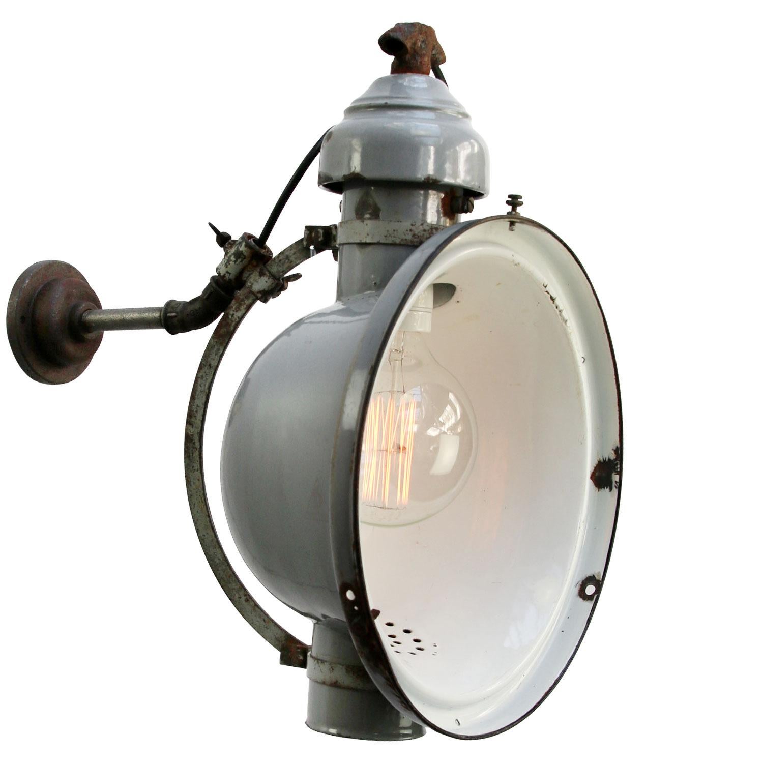 Gray Enamel Vintage Industrial Cast Iron Scone Wall Light by Beseg Licht In Good Condition In Amsterdam, NL