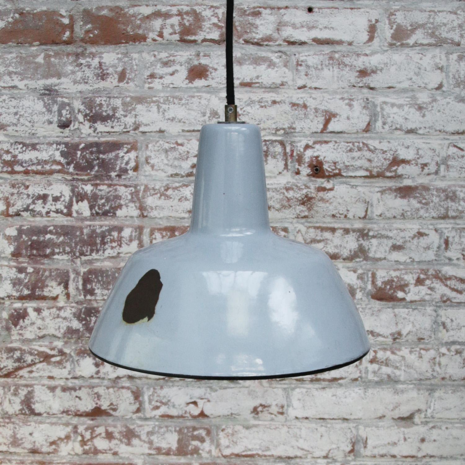 Grey Enamel Vintage Industrial Hanging Lamp Pendant by Philips In Good Condition For Sale In Amsterdam, NL