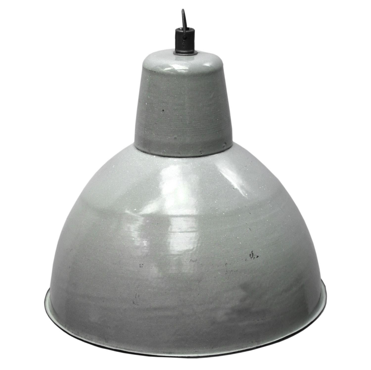 Industrial hanging light
gray enamel white interior

Weight: 2.80 kg / 6.2 lb

Priced per individual item. All lamps have been made suitable by international standards for incandescent light bulbs, energy-efficient and LED bulbs. E26/E27 bulb