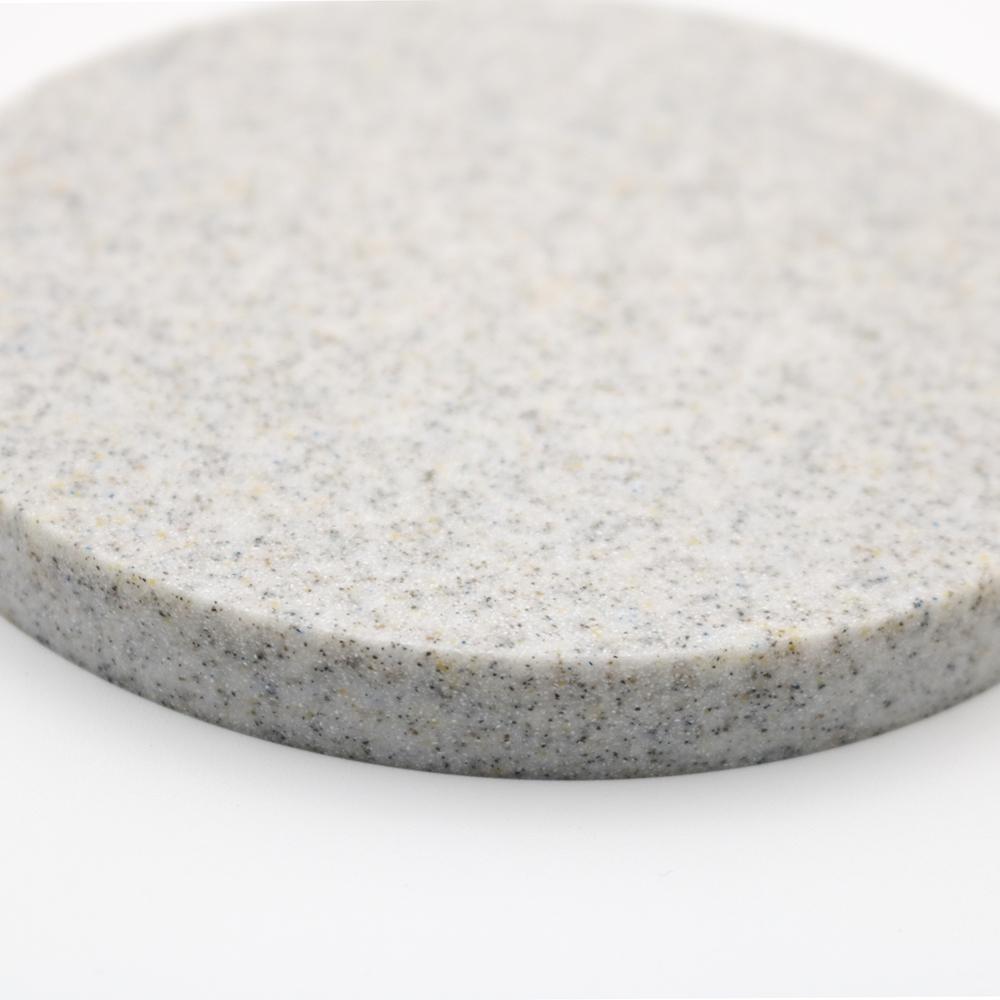 Gray Everest Corian Base, Small, 15W Wireless Charger In New Condition For Sale In Milano, IT