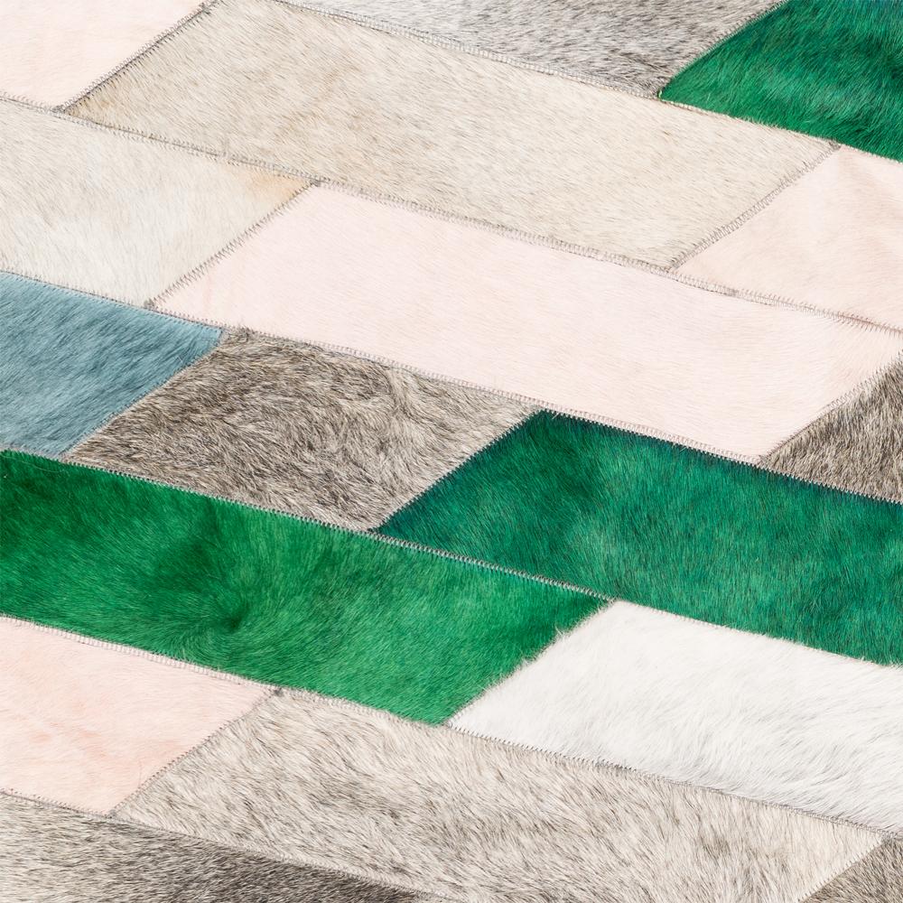 Gris Verde Azul y Rosa Claro Alfombra de piel de vaca Astila personalizable XLarge Siglo XXI y contemporáneo en venta