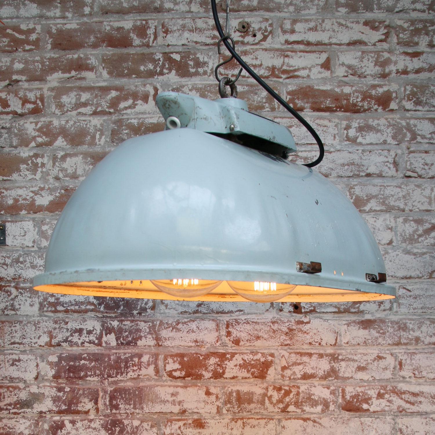 Metal Gray Green Oval Vintage Industrial Double Bulb Pendant Lights