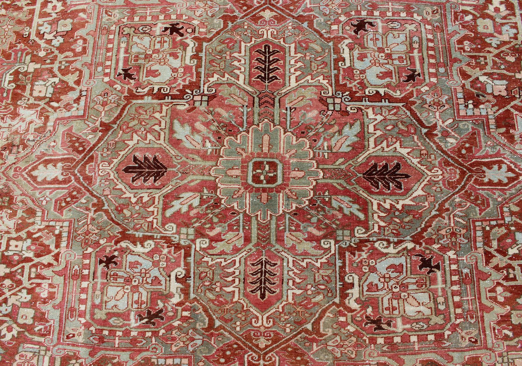 Gray Green, Taupe border, Soft Red Persian Heriz with Geometric Medallion For Sale 7
