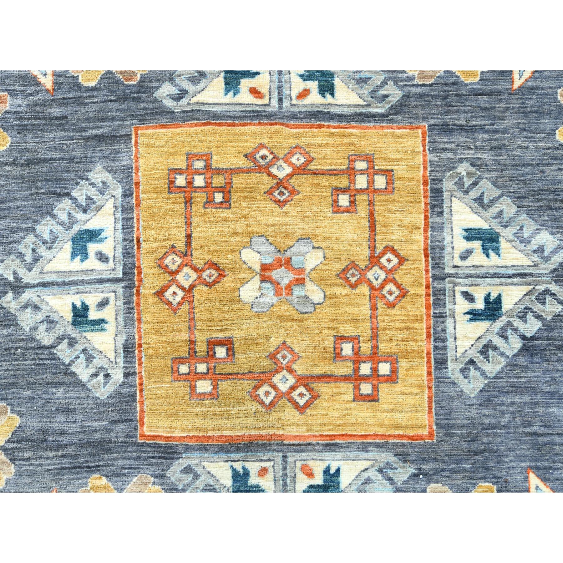 Tapis gris d'inspiration arménienne 200 KPSI noué à la main 10'0